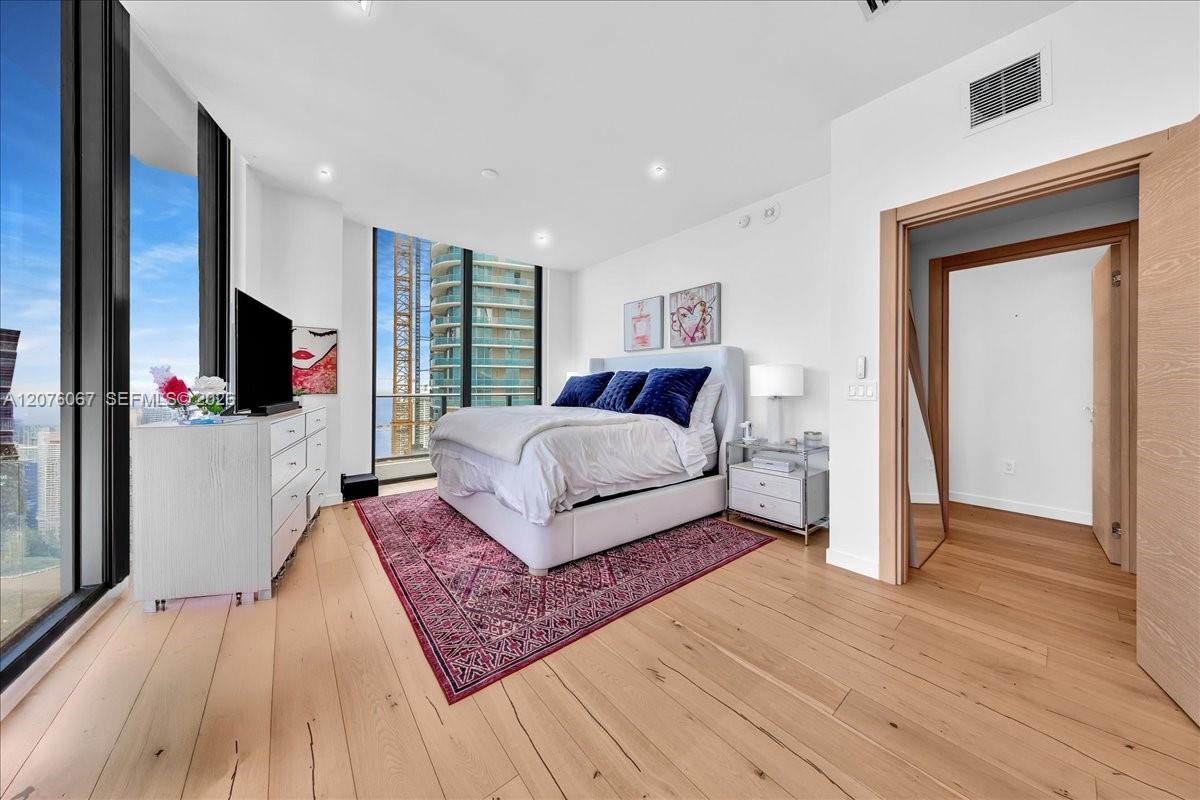1300 SE Miami Ave Unit: UPH3
