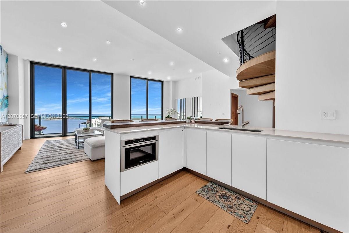 1300 SE Miami Ave Unit: UPH3