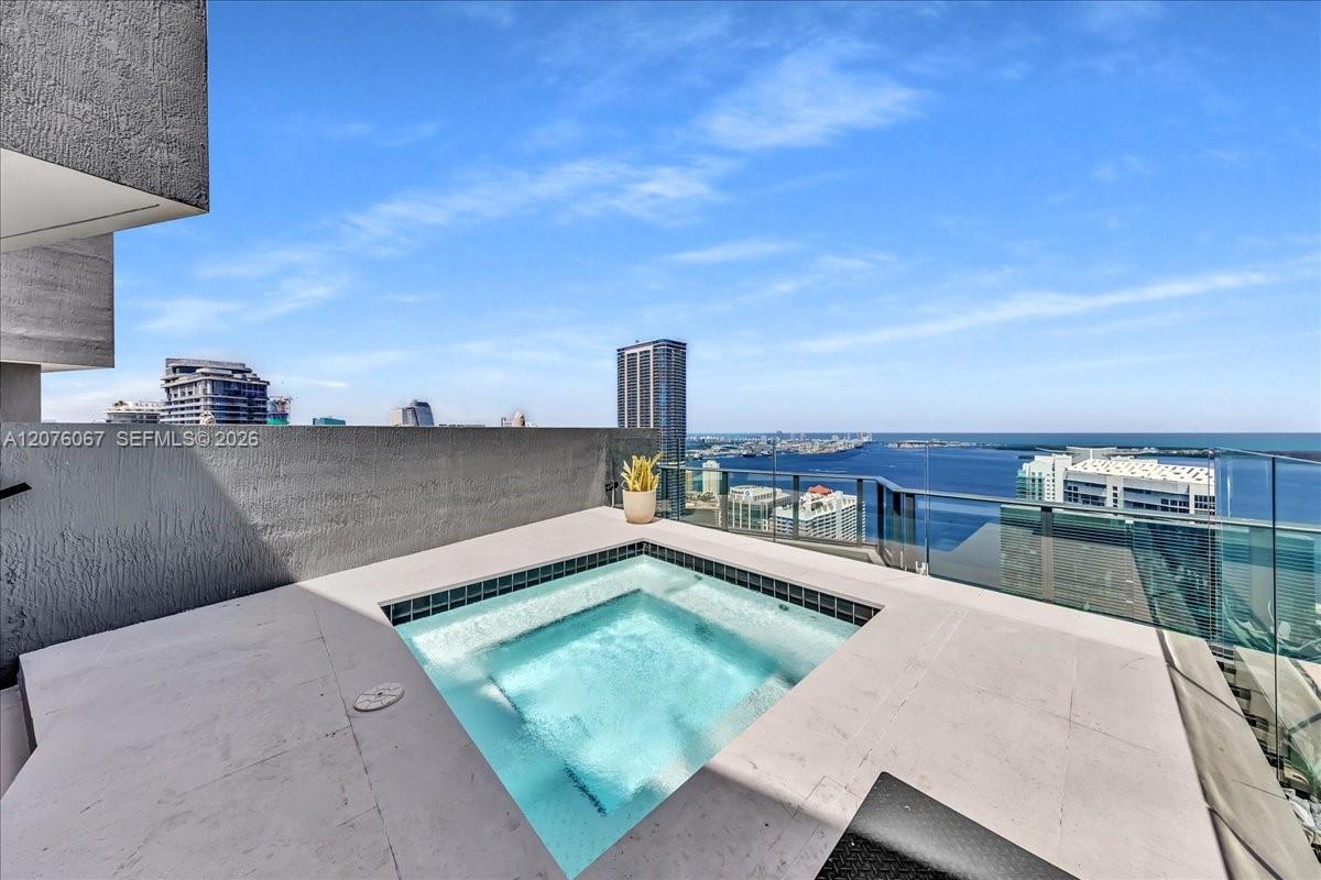 1300 SE Miami Ave Unit: UPH3