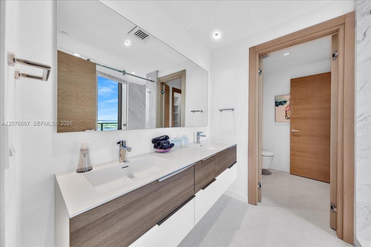 1300 SE Miami Ave Unit: UPH3