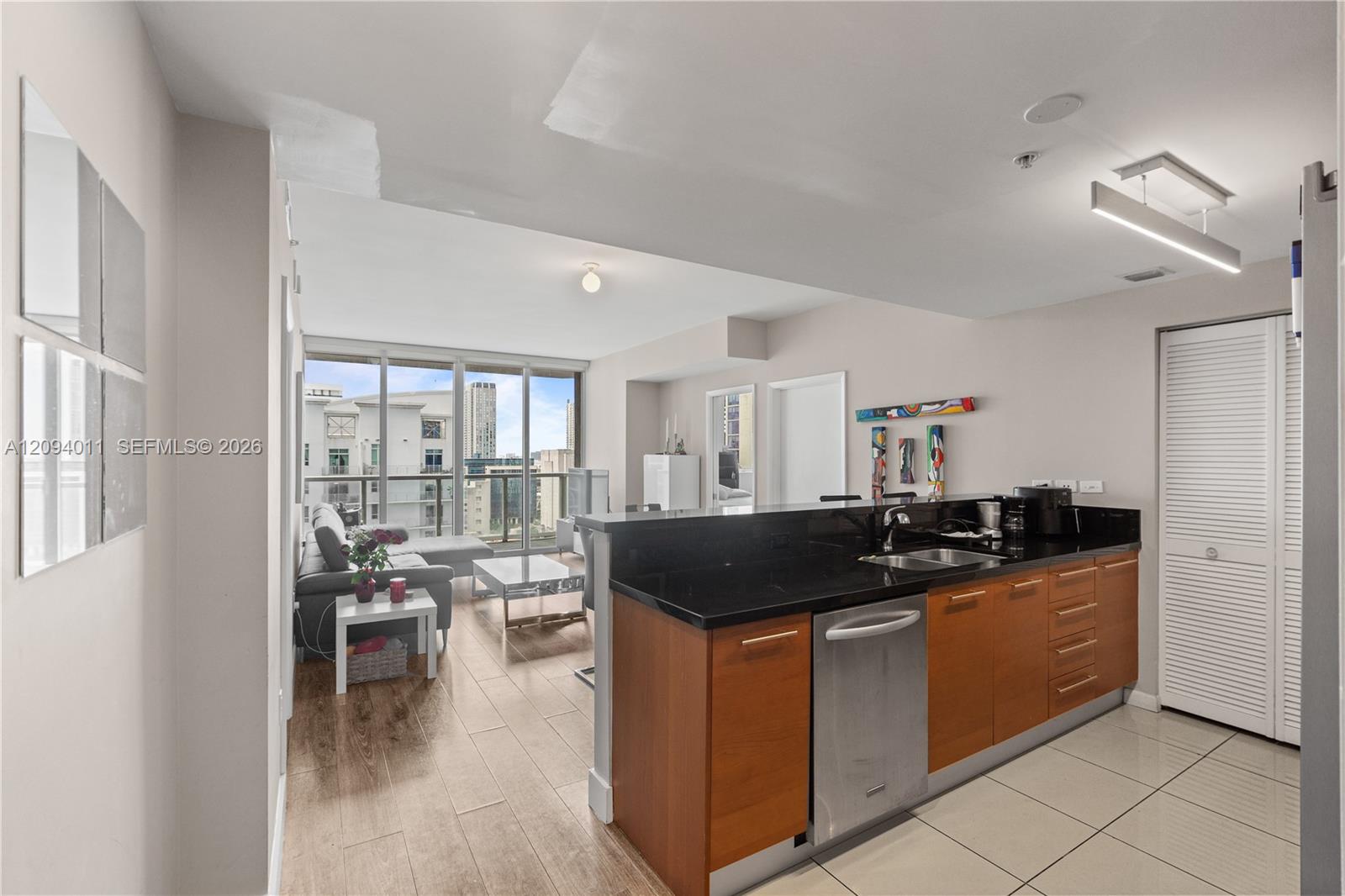 244 Biscayne Blvd # 2410