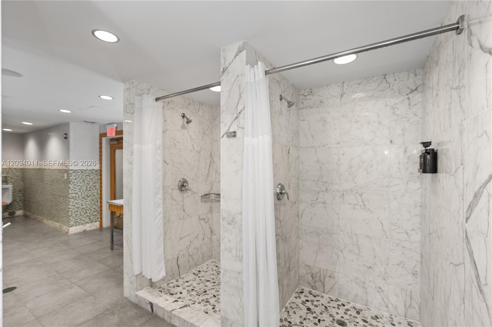 244 Biscayne Blvd # 2410