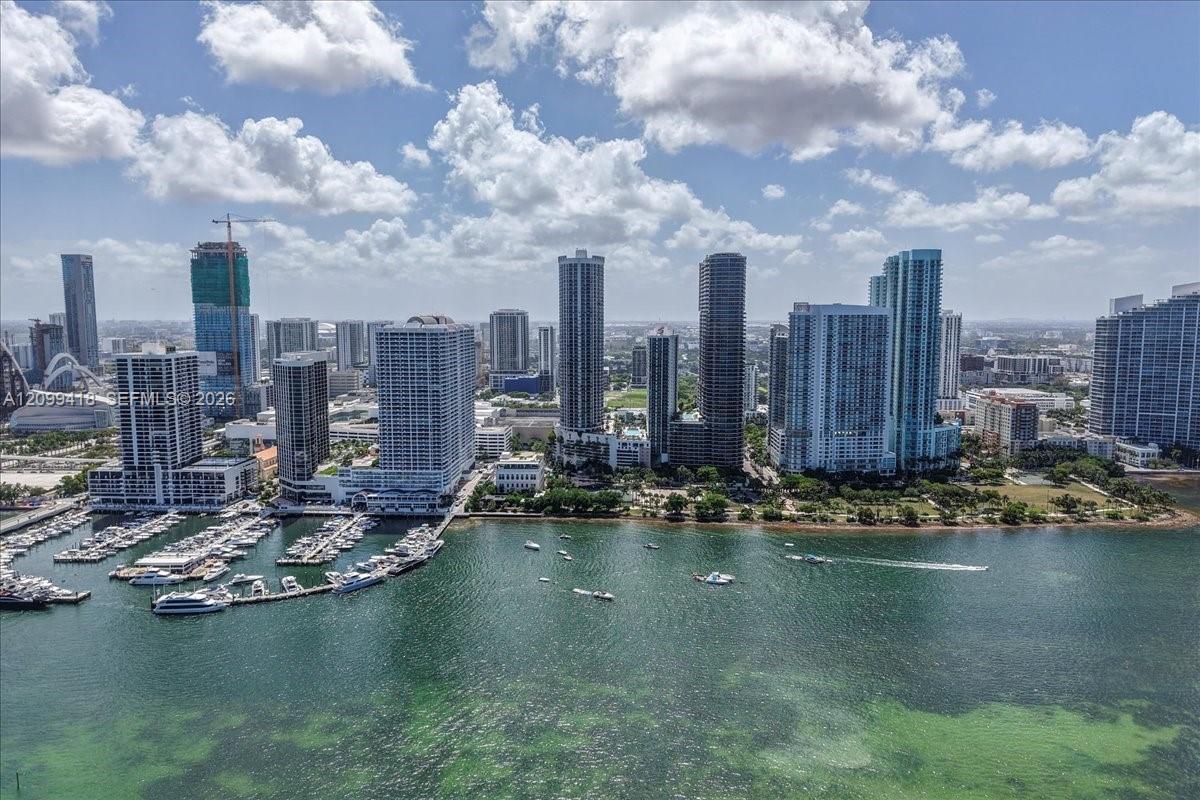 1750 N Bayshore Dr # 2510