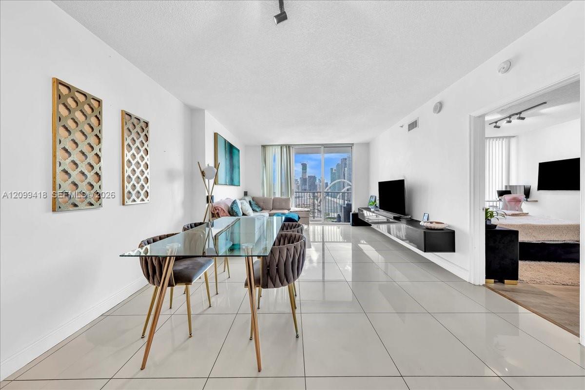 1750 N Bayshore Dr # 2510