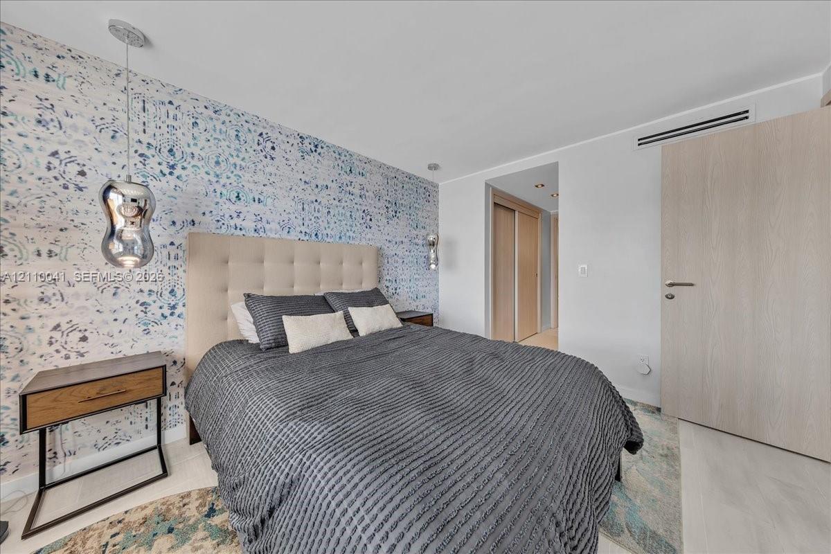 1610 Lenox Ave # 516