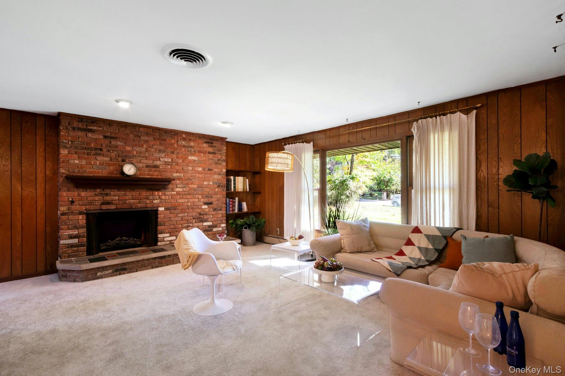 61 Rolling Ridge Road