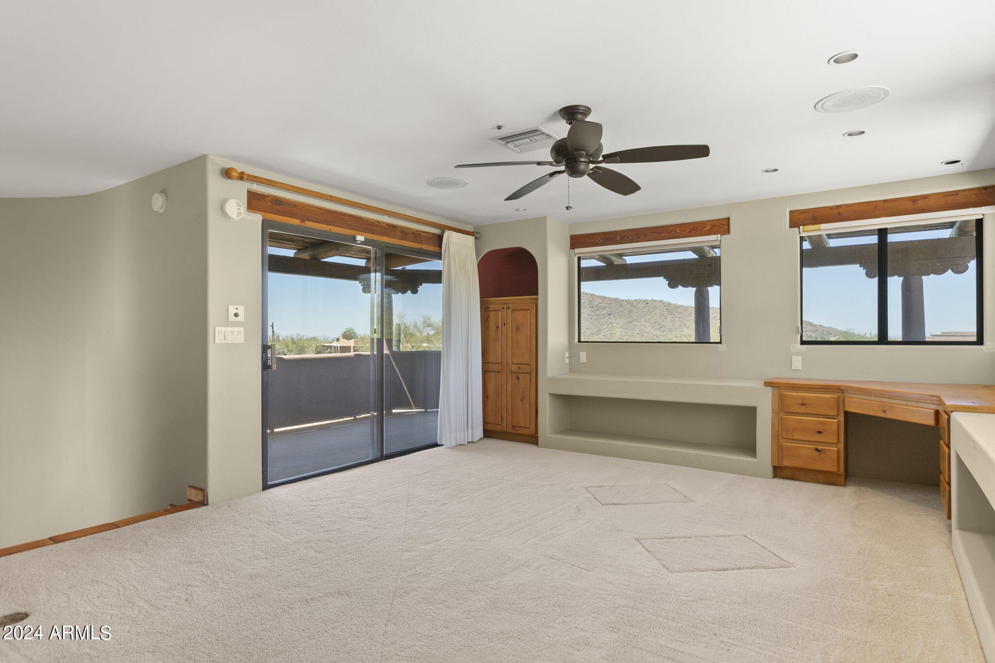 30600 N PIMA Road 76