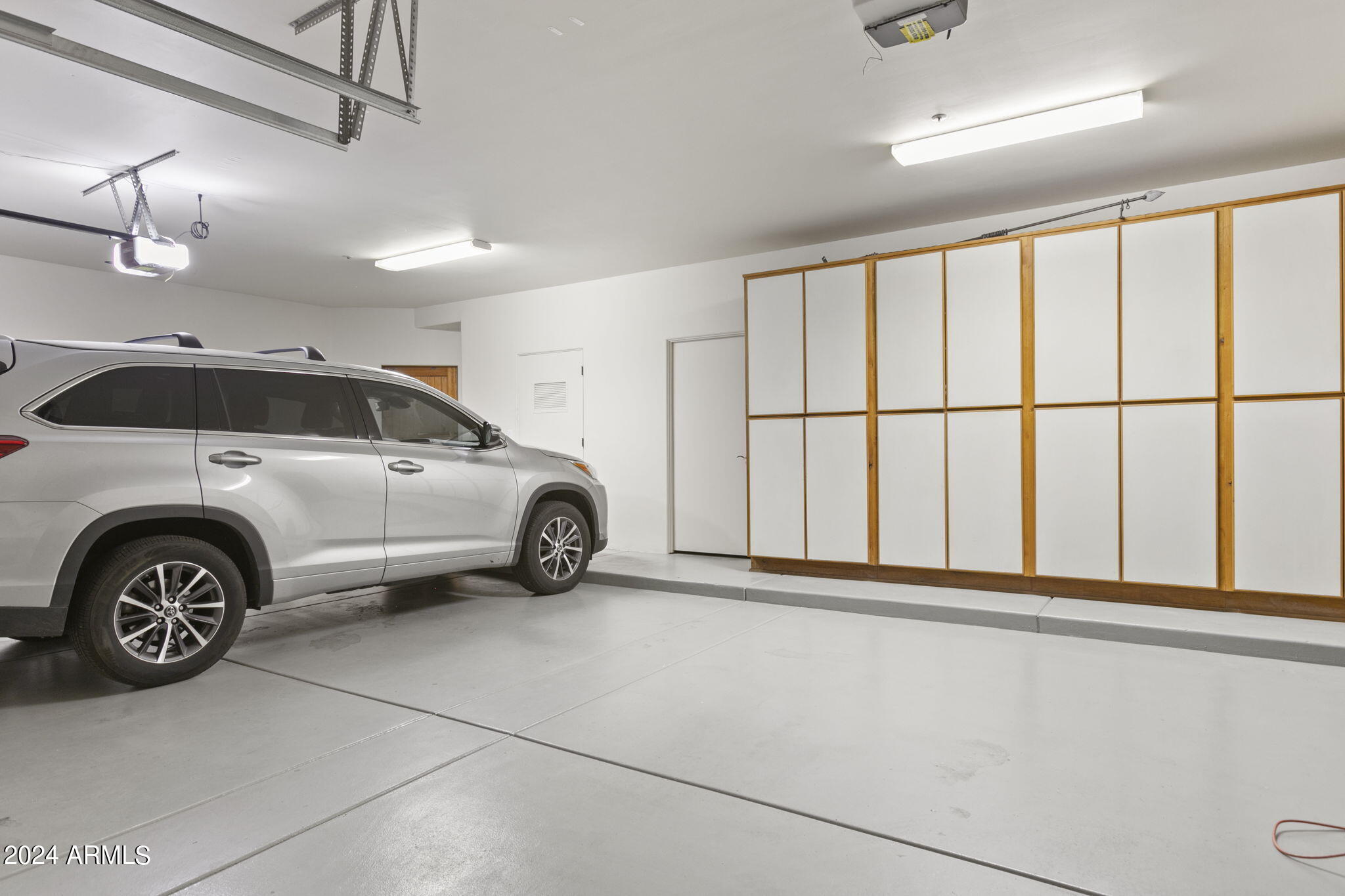 30600 N PIMA Road 76