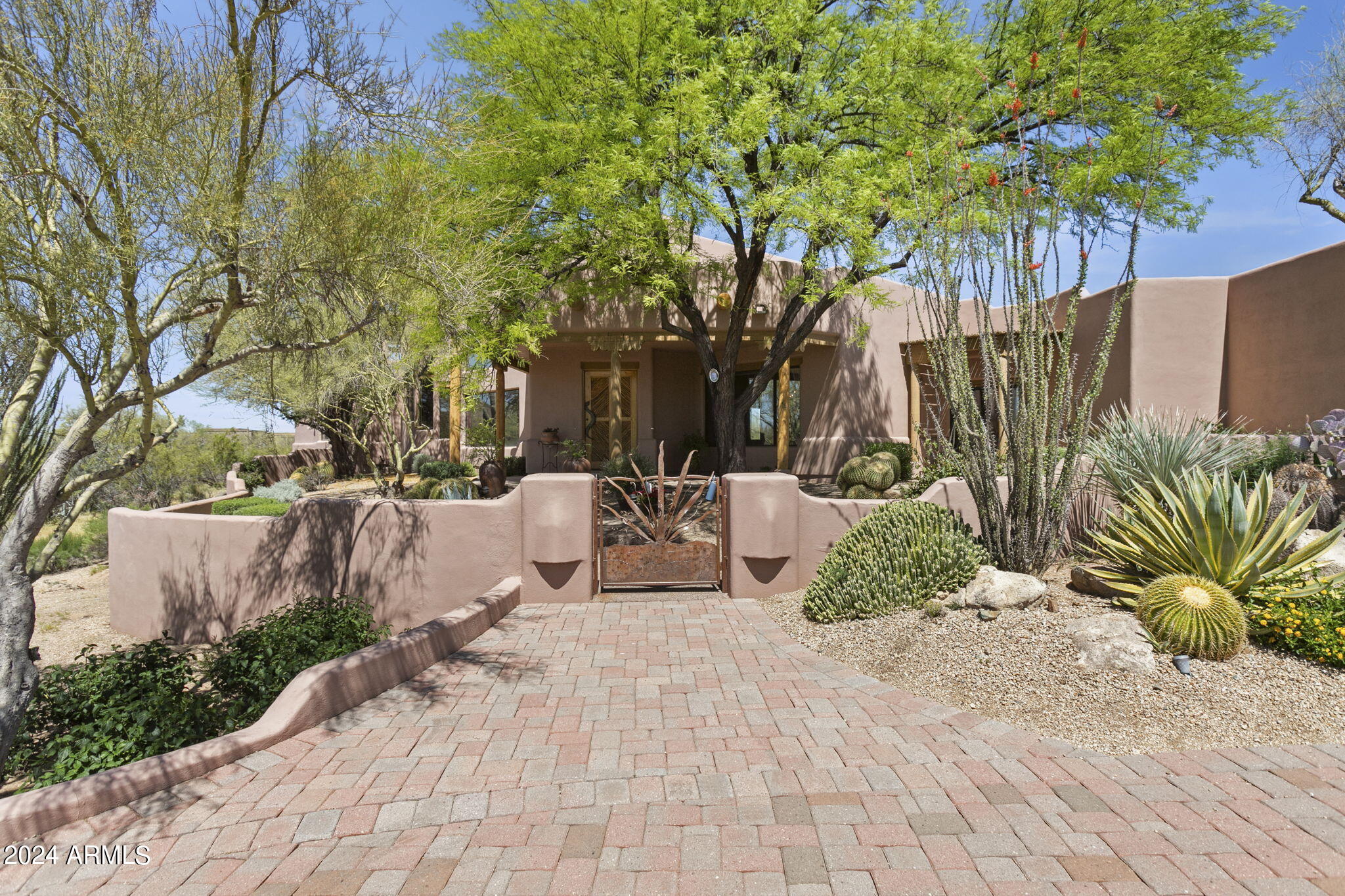 30600 N PIMA Road 76