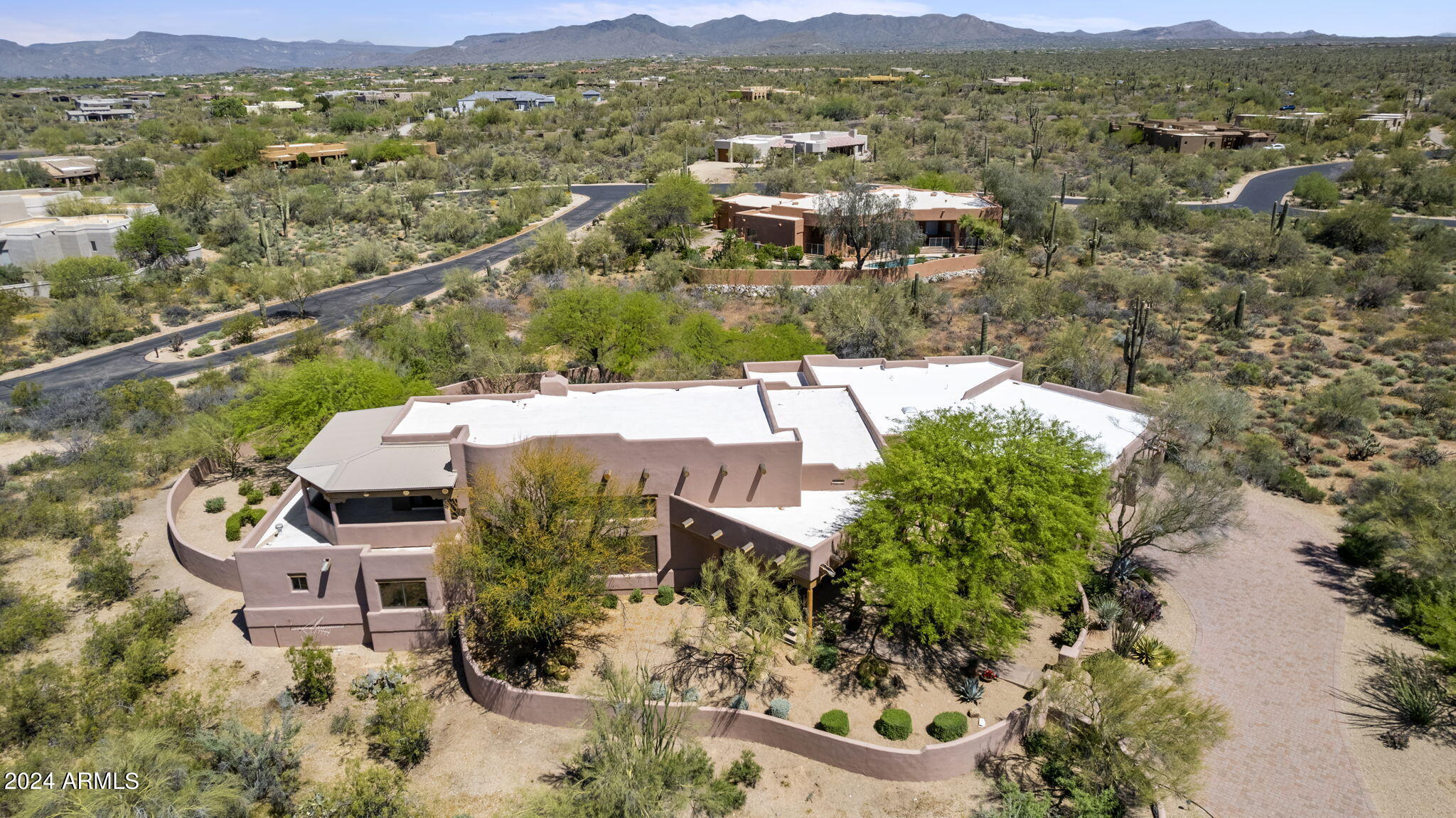 30600 N PIMA Road 76