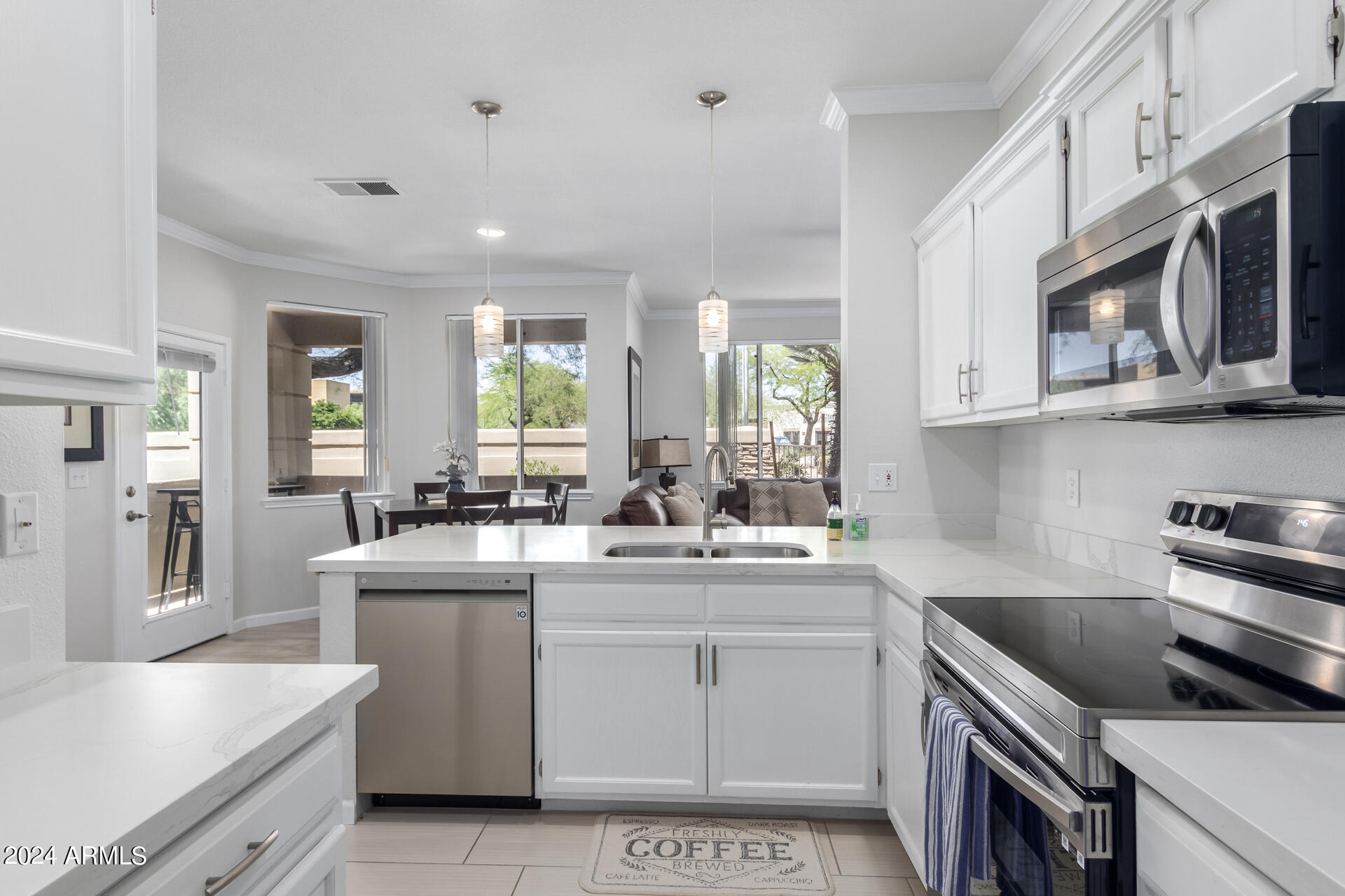 7009 E ACOMA Drive 1105