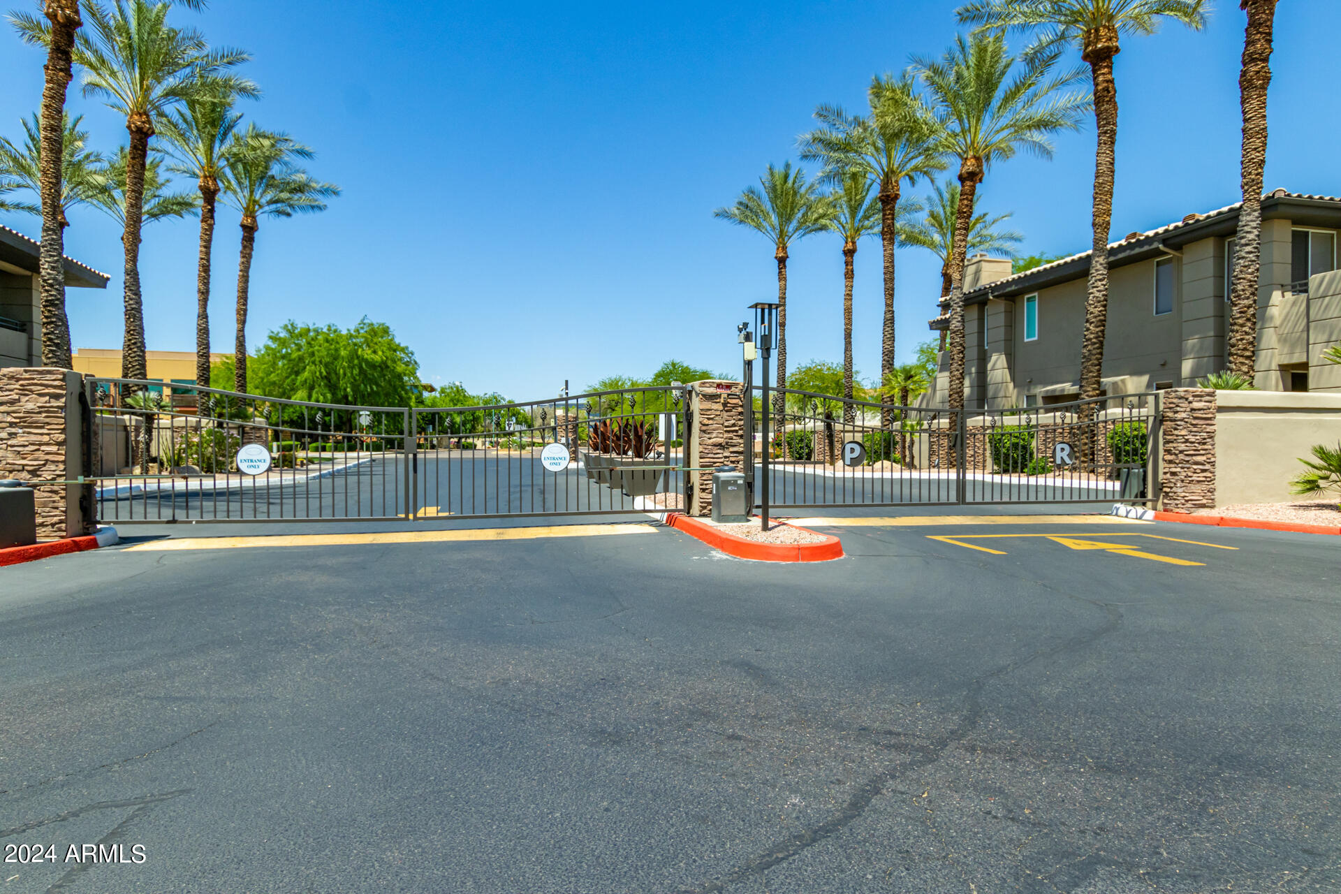 7009 E ACOMA Drive 1105
