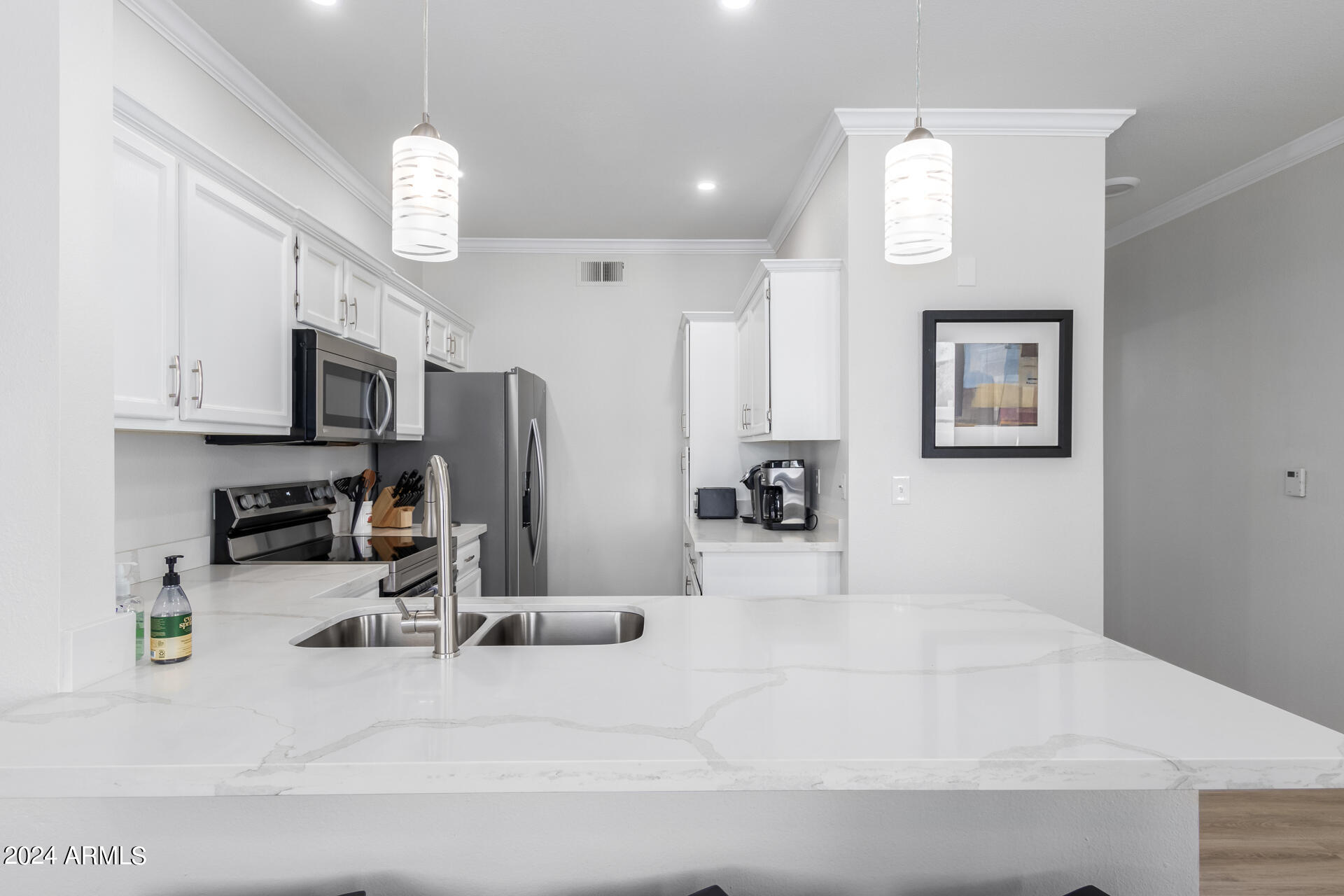 7009 E ACOMA Drive 1105