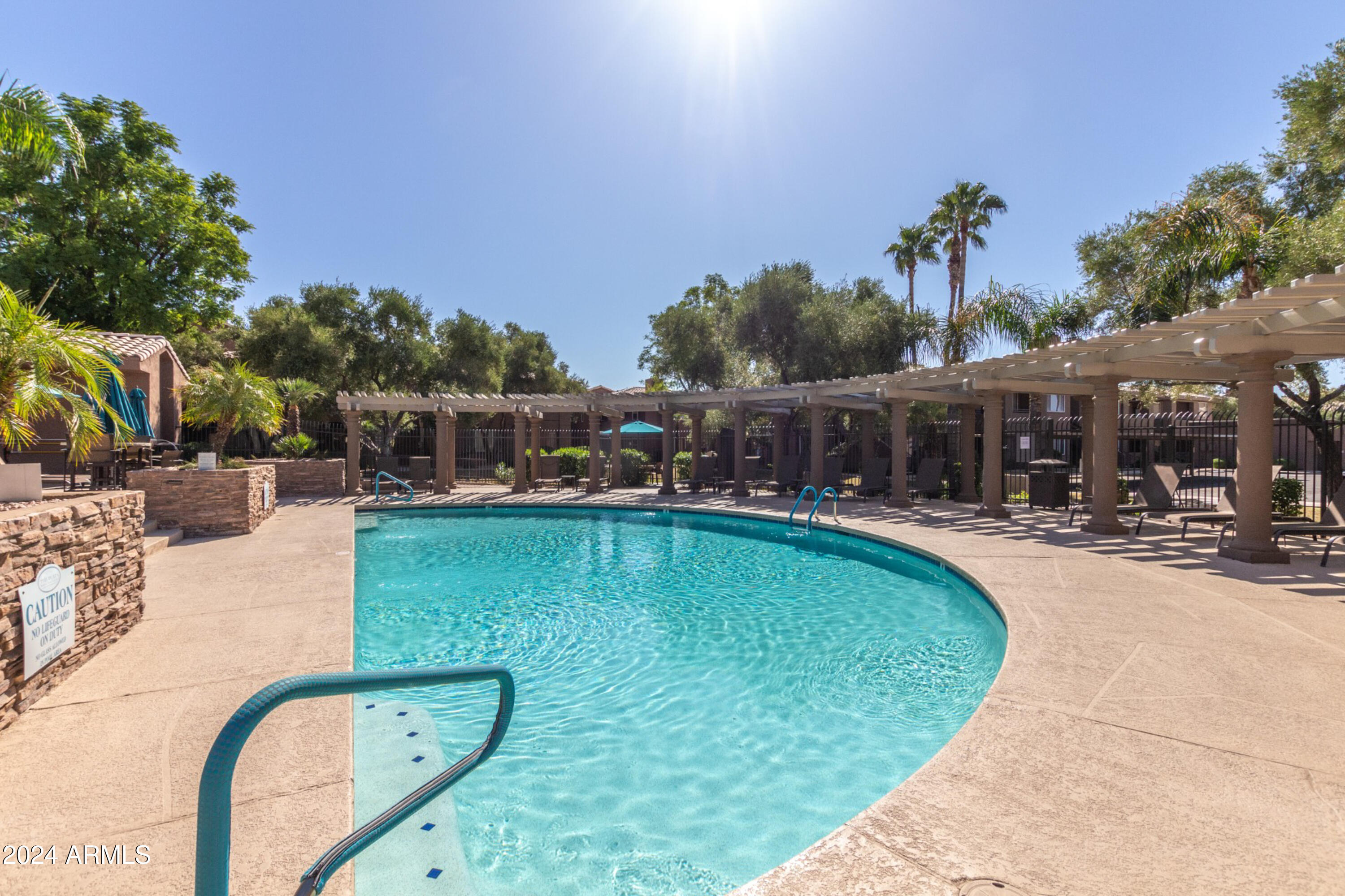 7009 E ACOMA Drive 1143