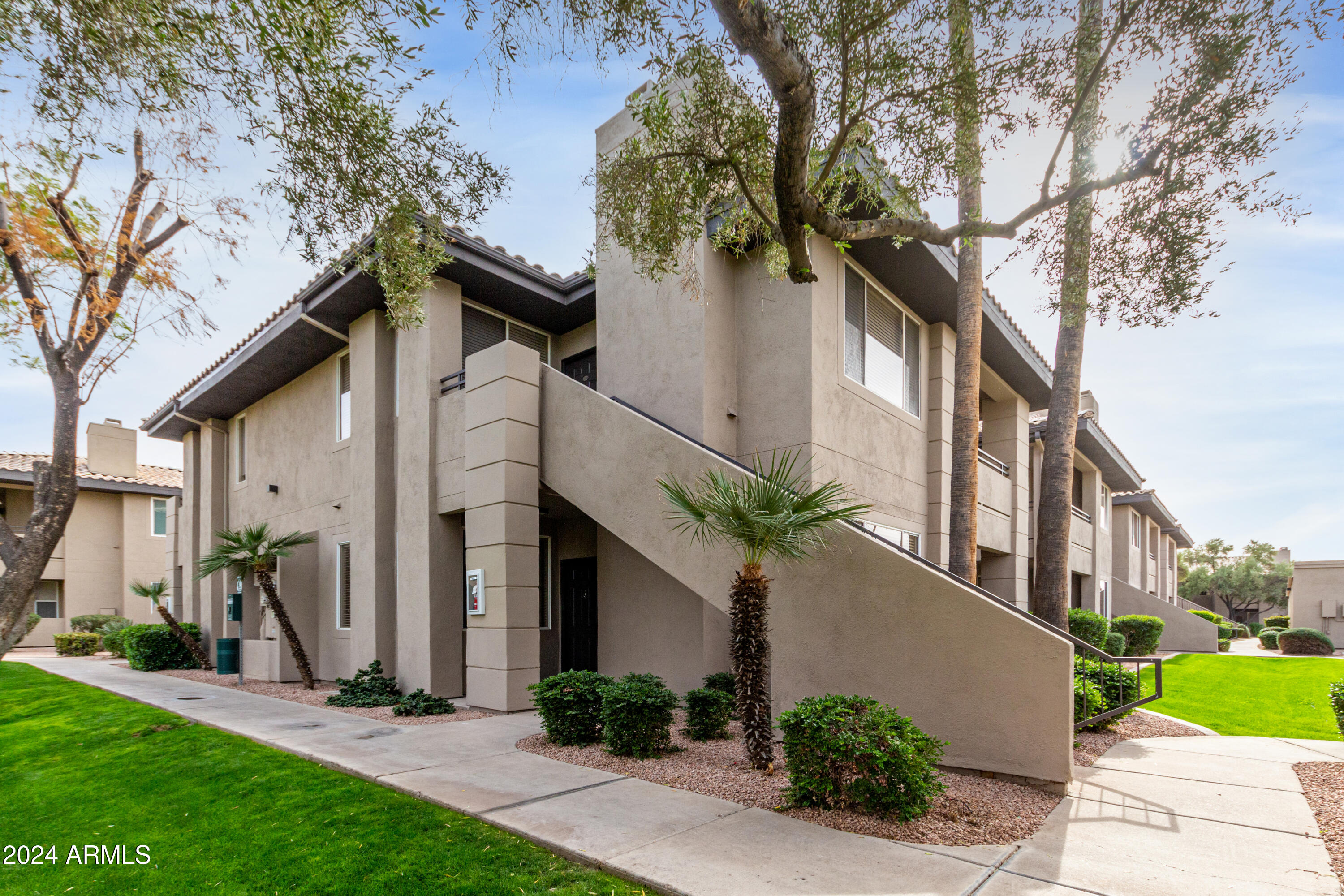 7009 E ACOMA Drive 1143