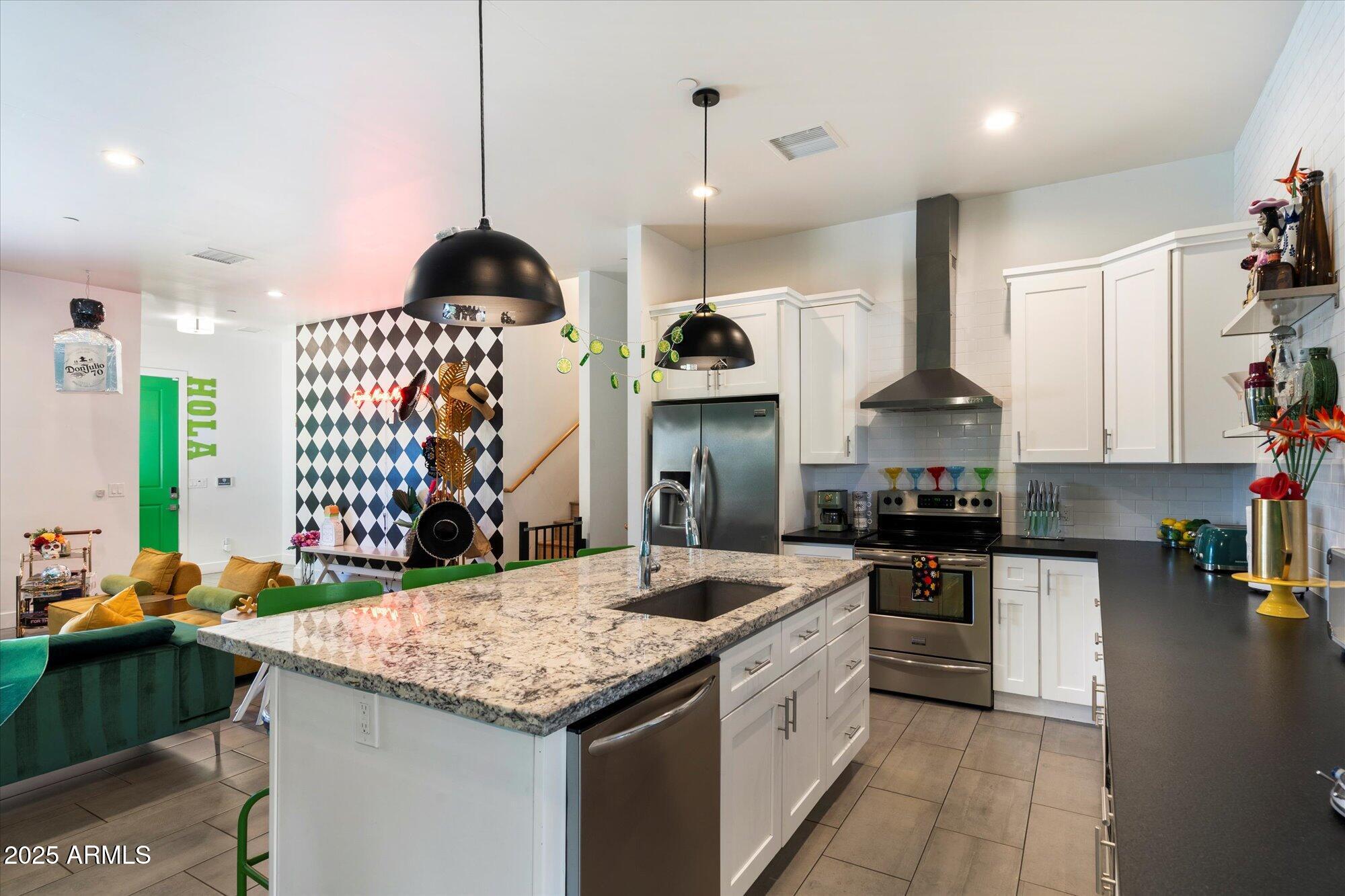 8608 E PALO VERDE Drive