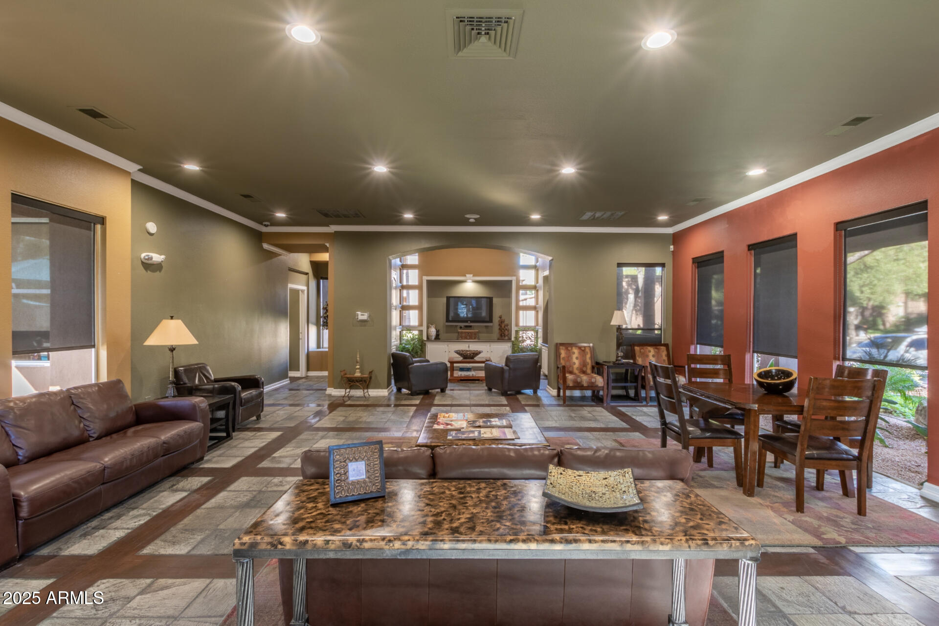 7009 E ACOMA Drive 1008