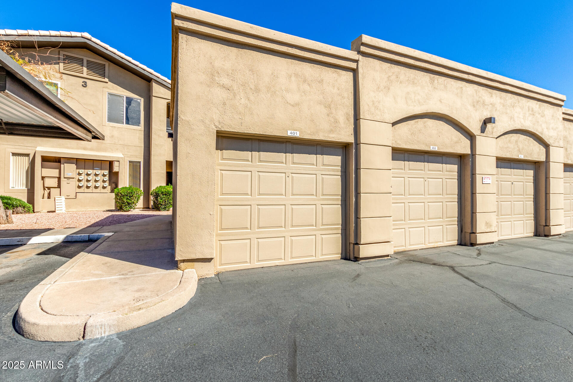 7009 E ACOMA Drive 1008