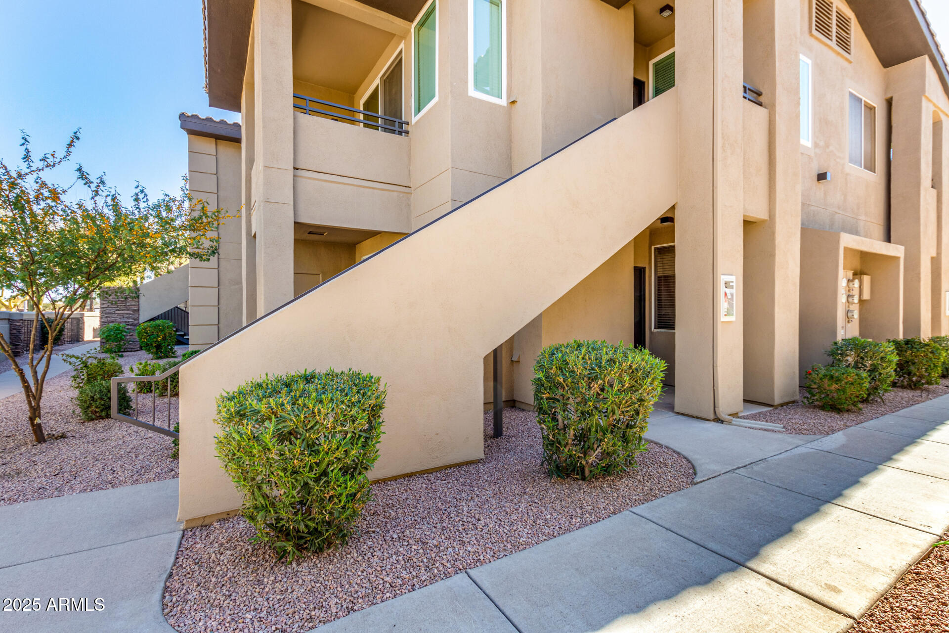 7009 E ACOMA Drive 1008