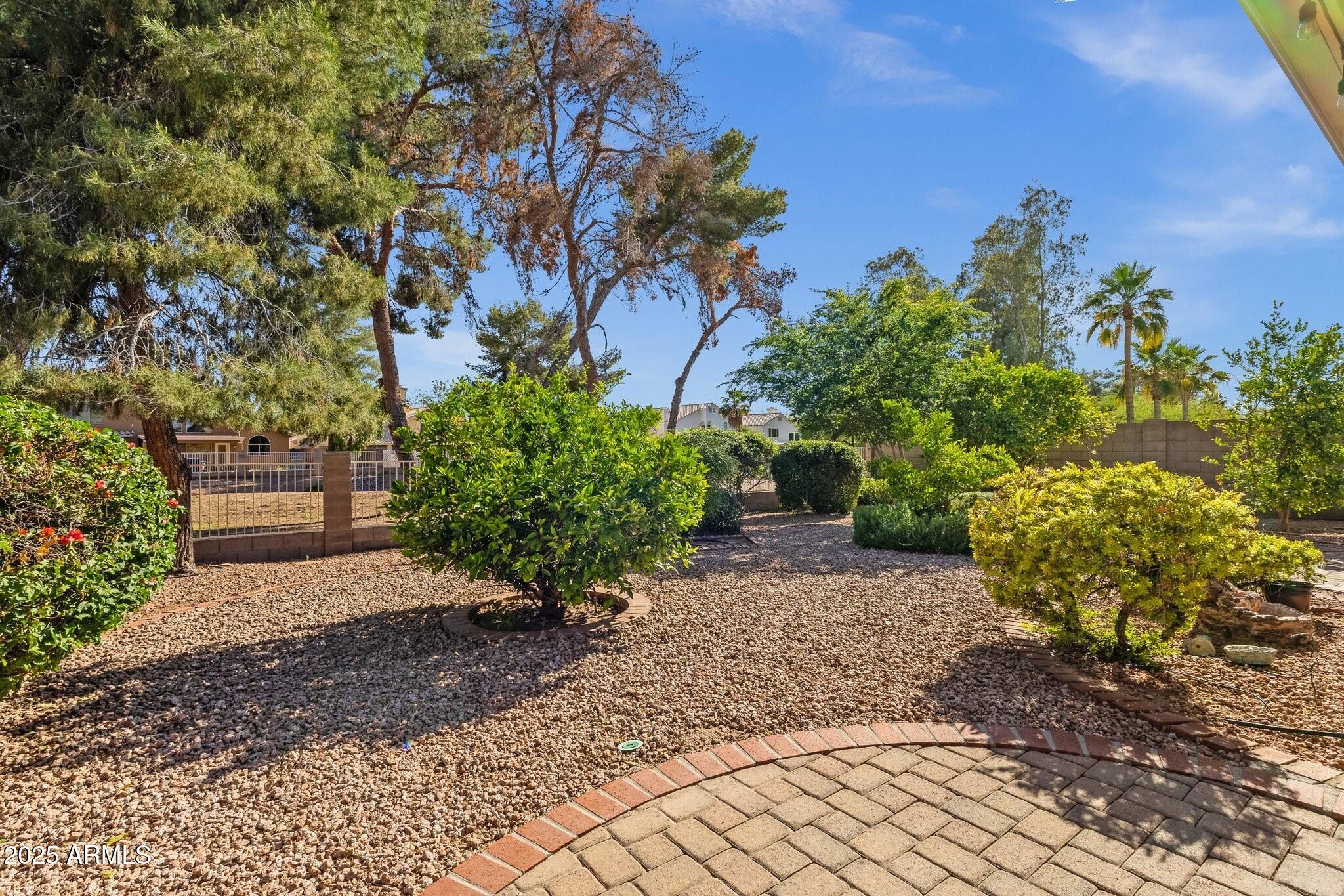 5353 W DUBLIN Court