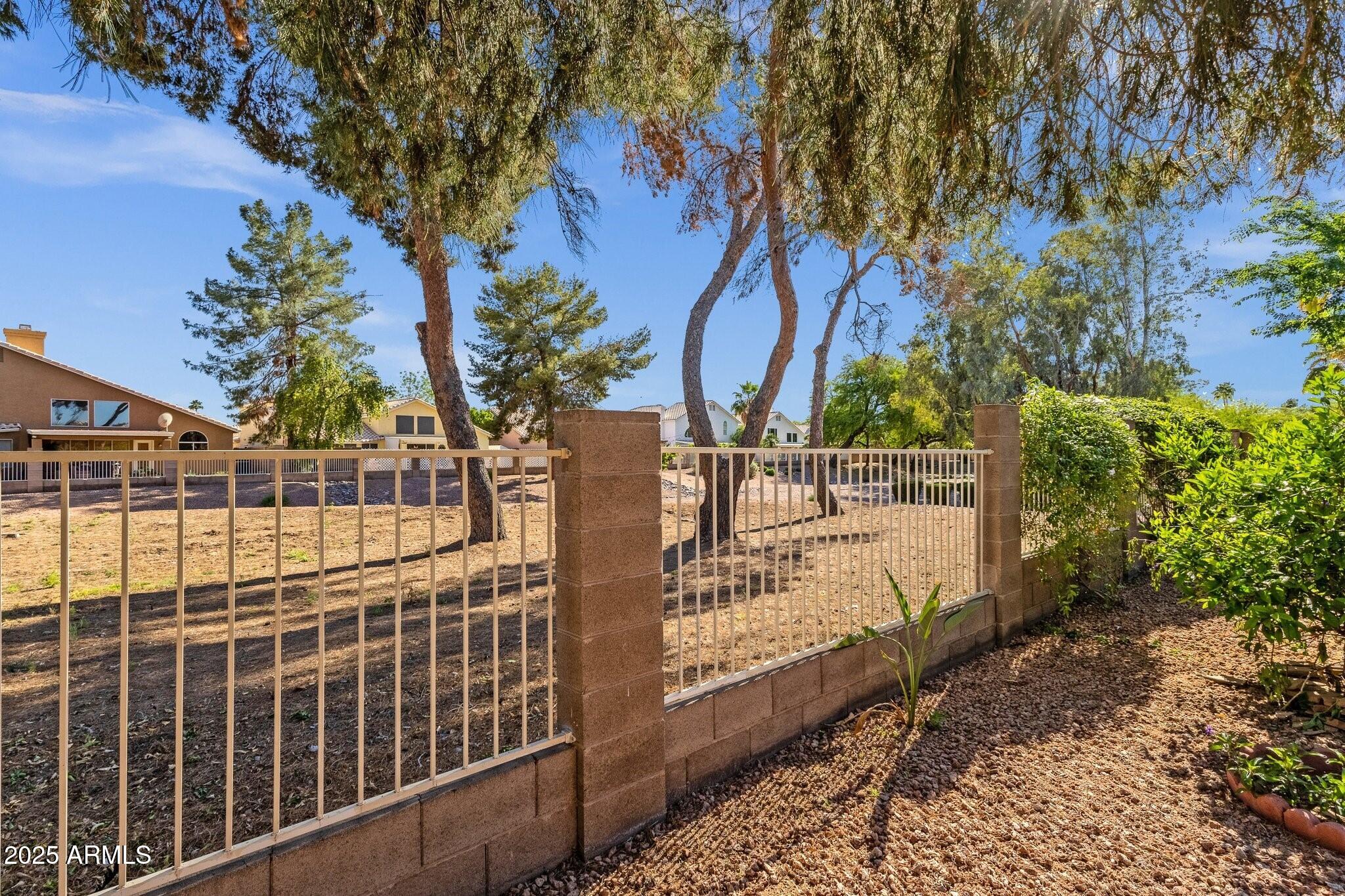 5353 W DUBLIN Court