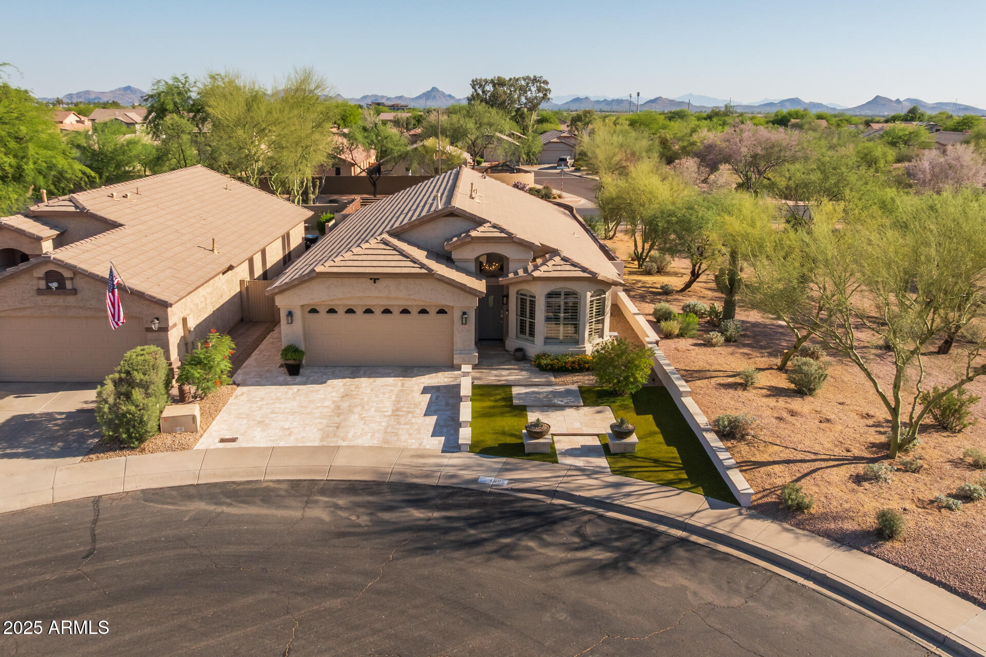 4605 E SWILLING Road