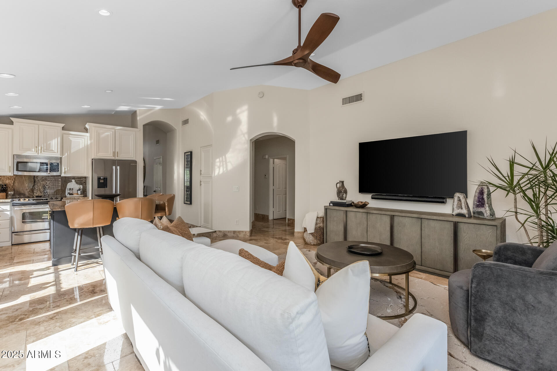 4605 E SWILLING Road