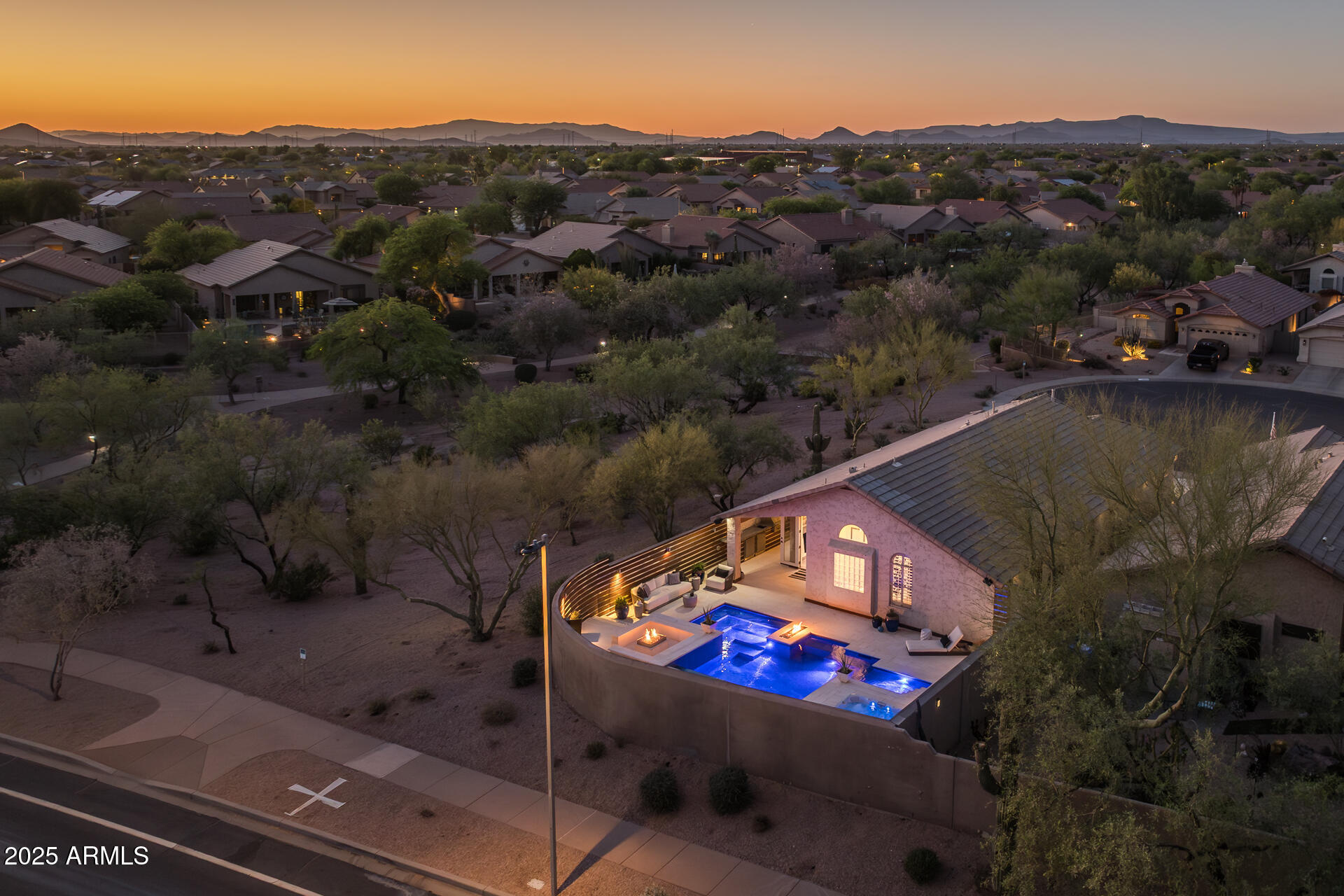 4605 E SWILLING Road