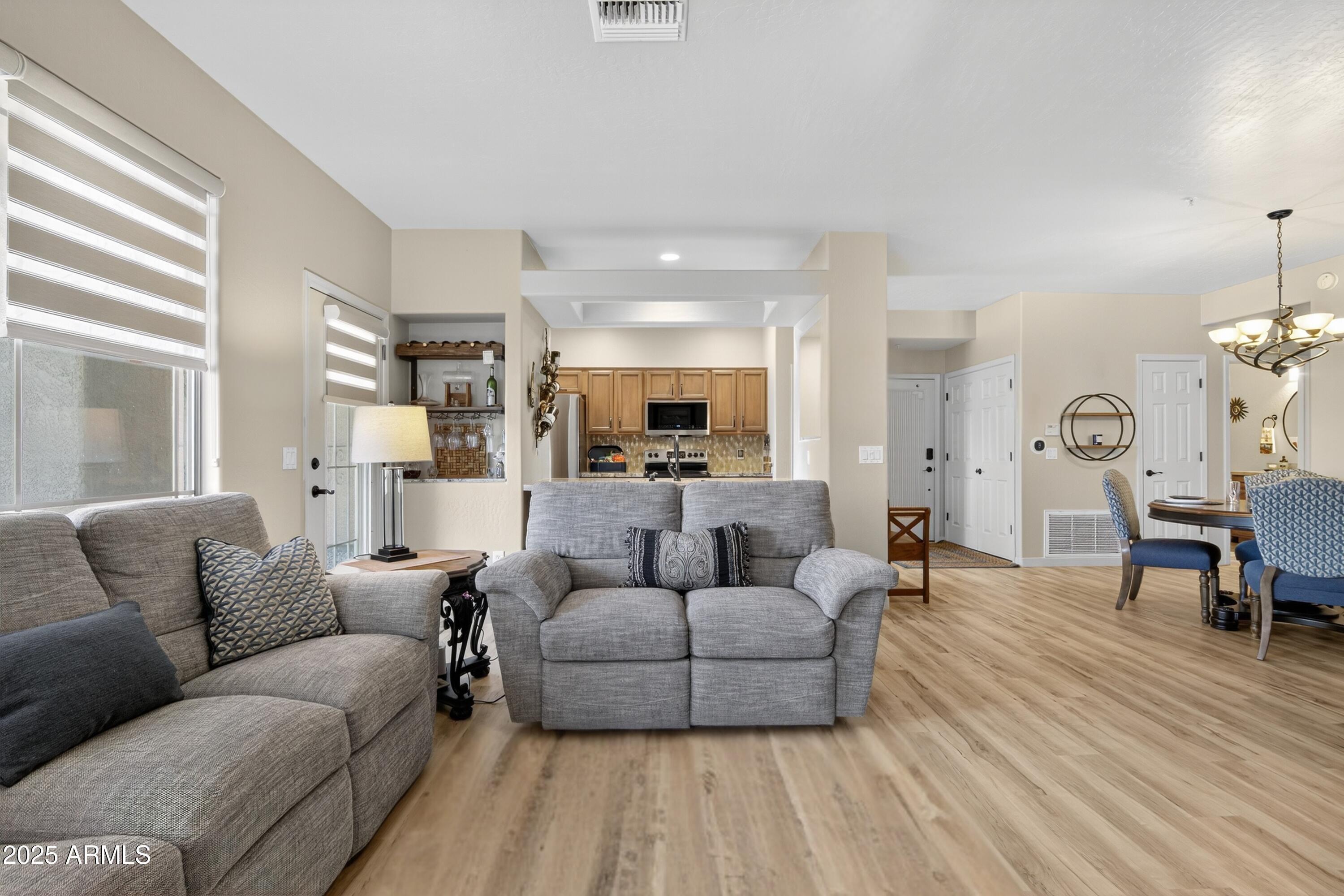 11500 E COCHISE Drive 1039