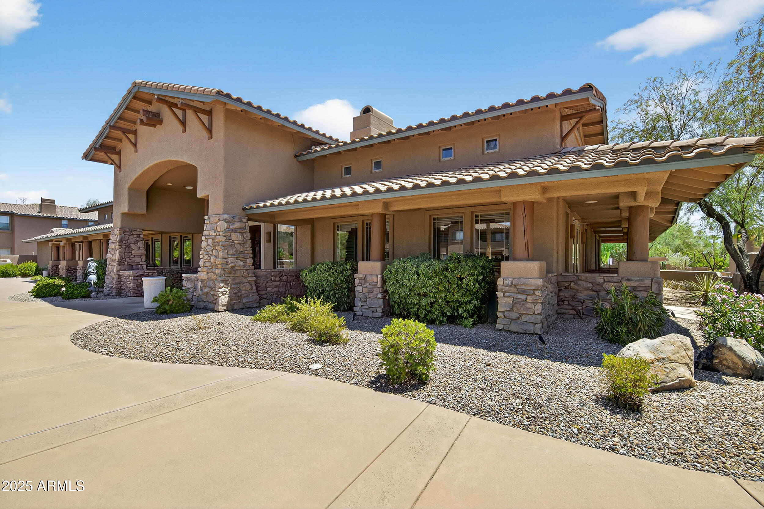 11500 E COCHISE Drive 1039