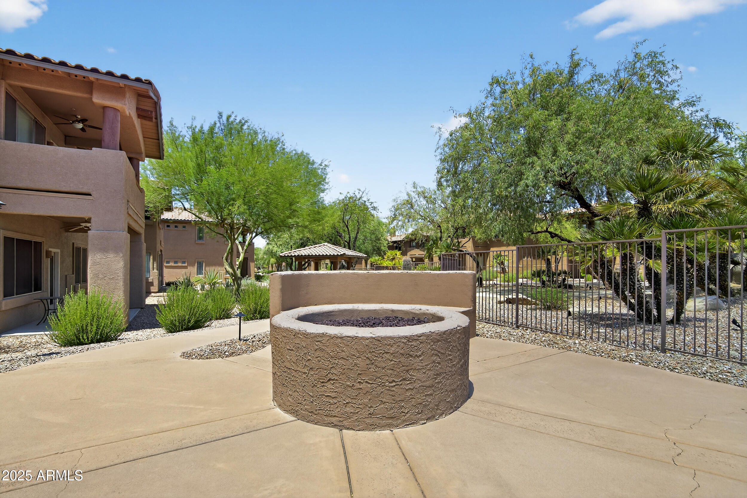 11500 E COCHISE Drive 1039