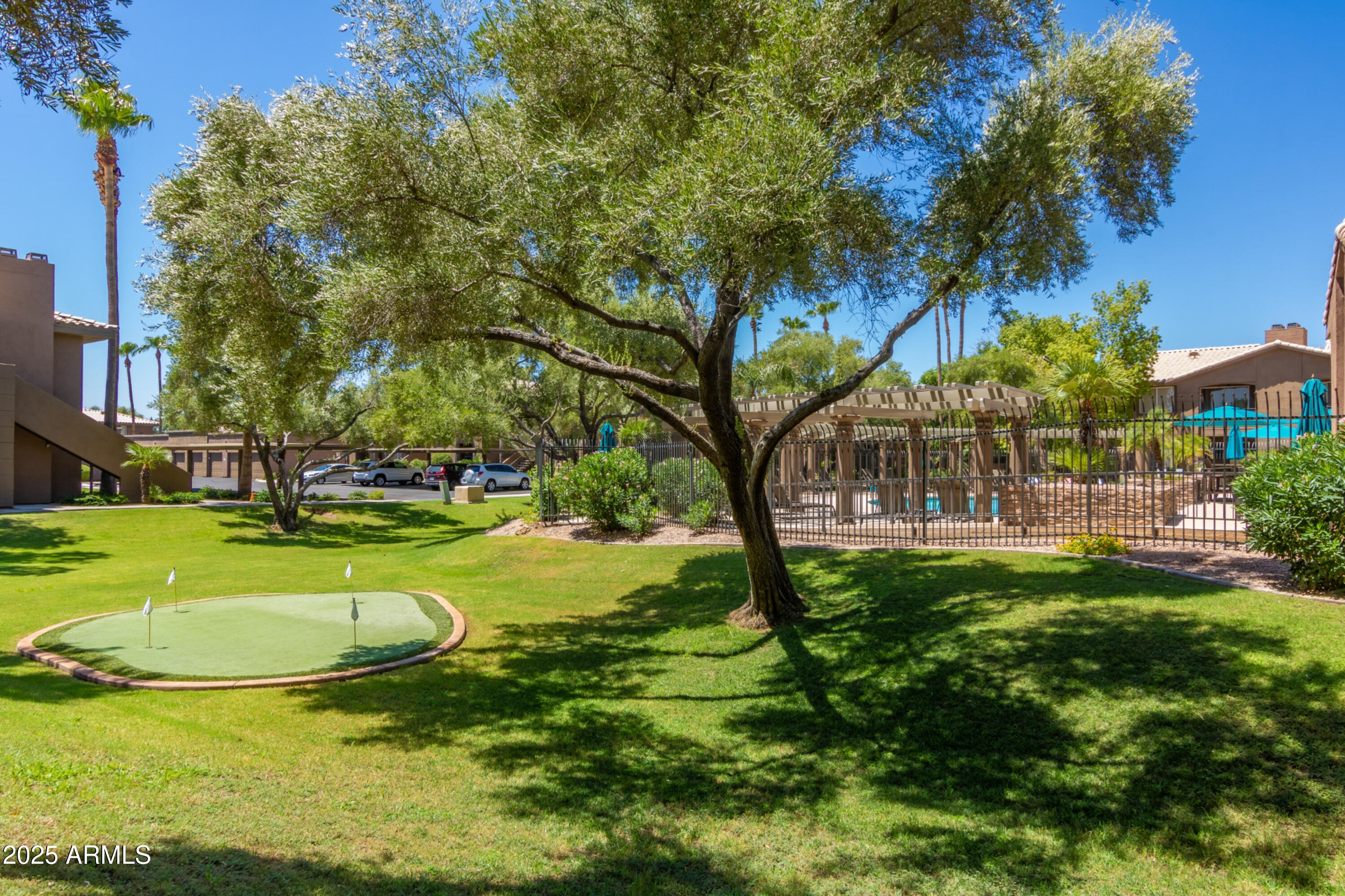 7009 E ACOMA Drive 2134