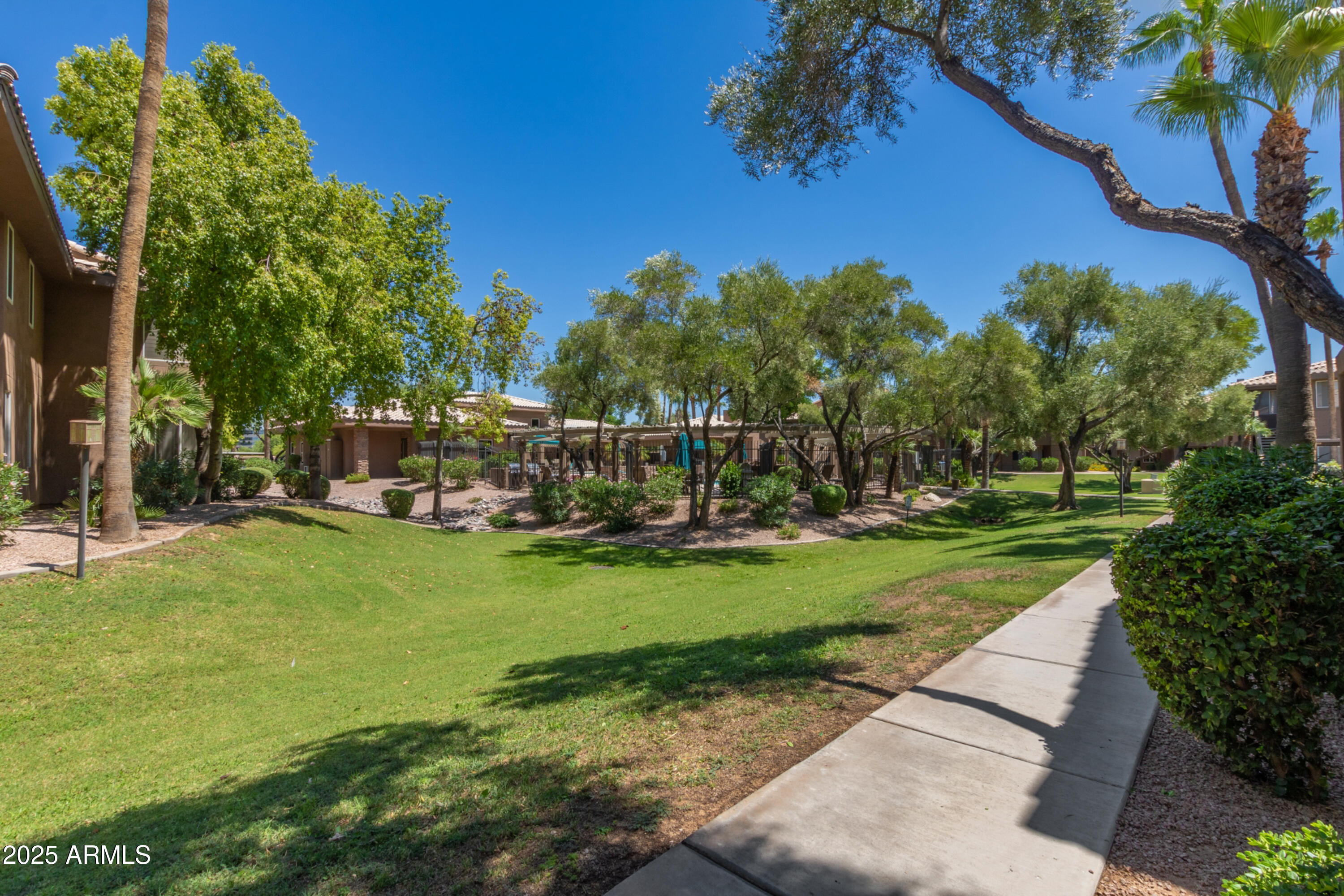 7009 E ACOMA Drive 2134