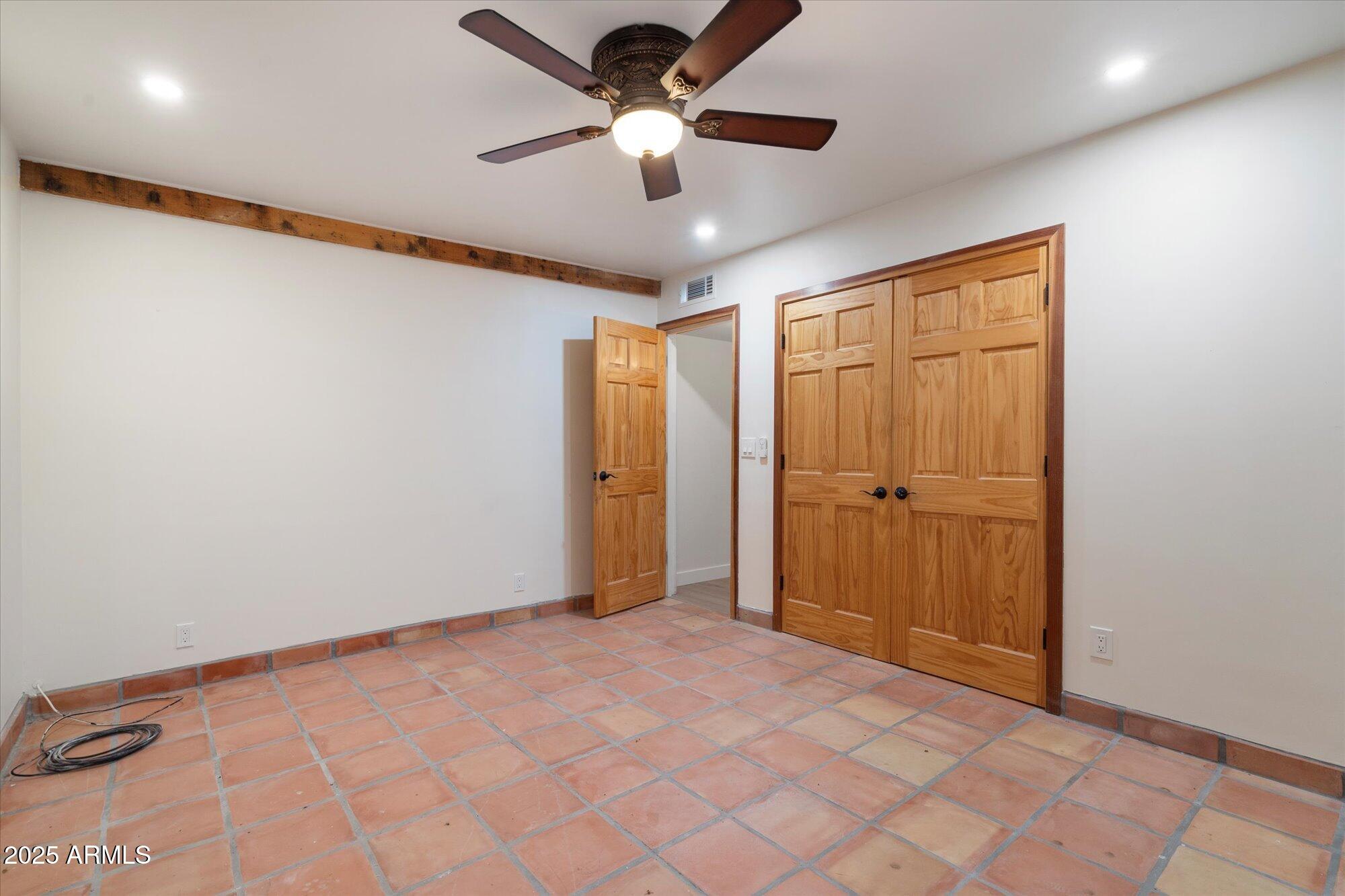 5428 E Yolantha Street