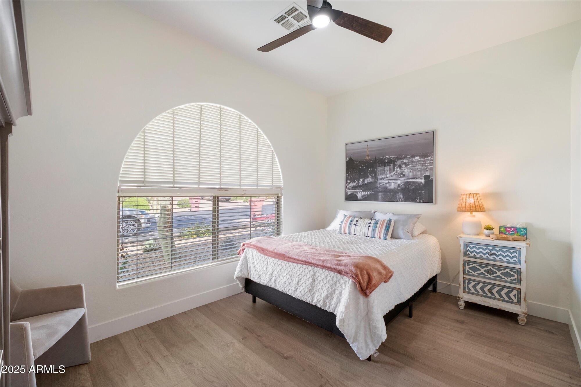 10559 E Sheena Drive