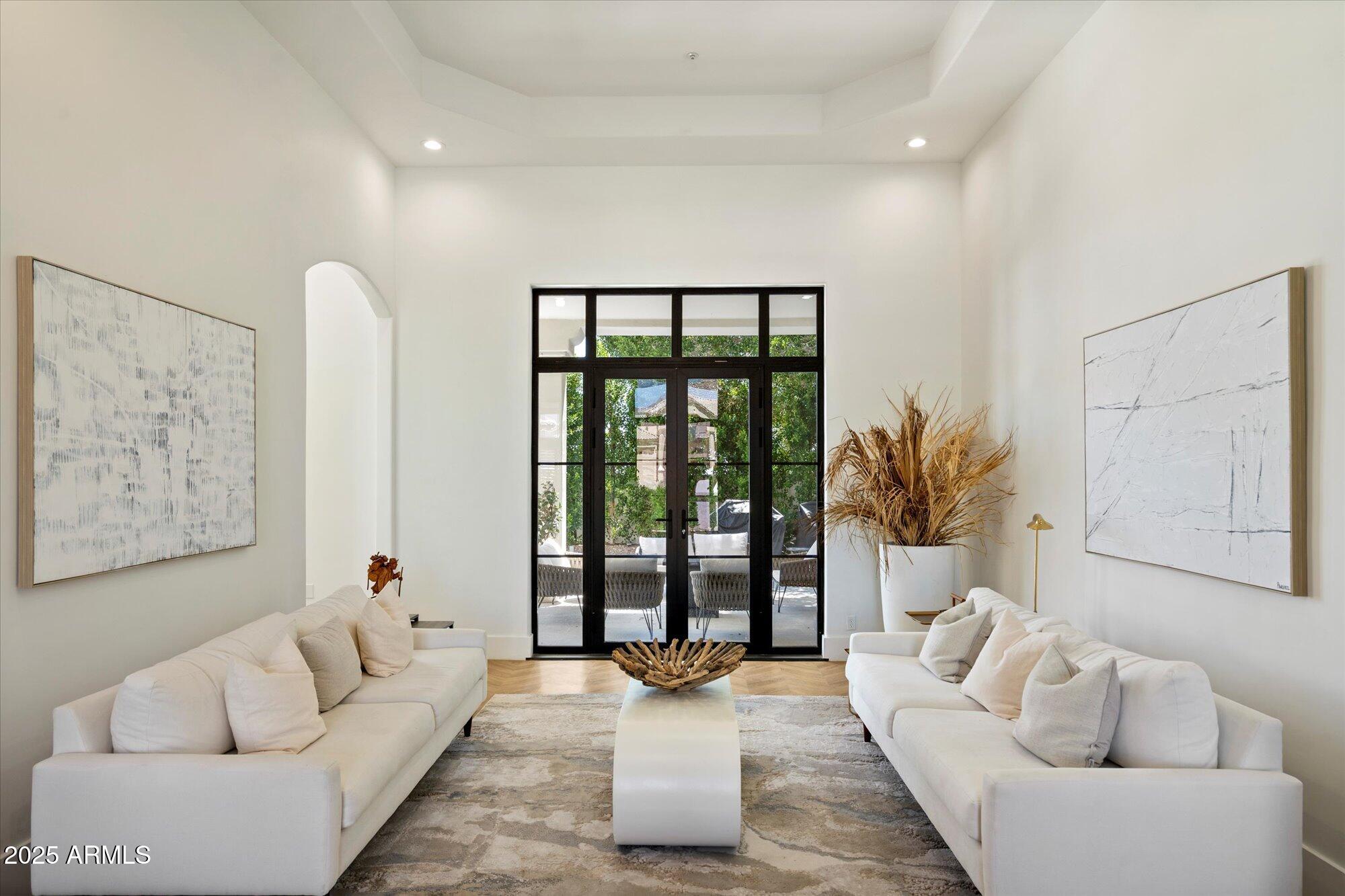 12055 E CLINTON Street