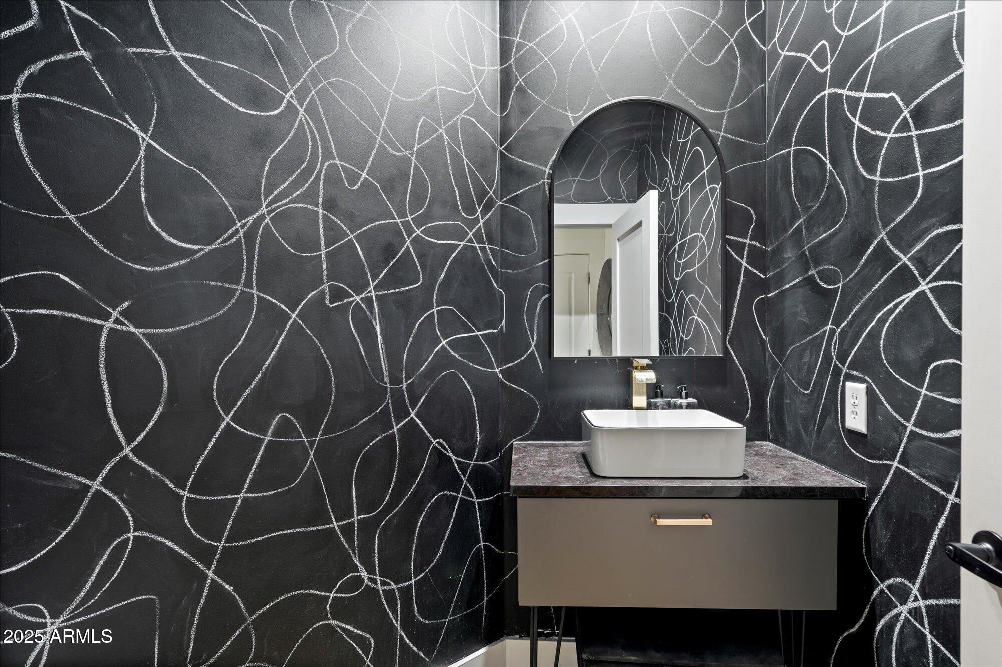 12055 E CLINTON Street