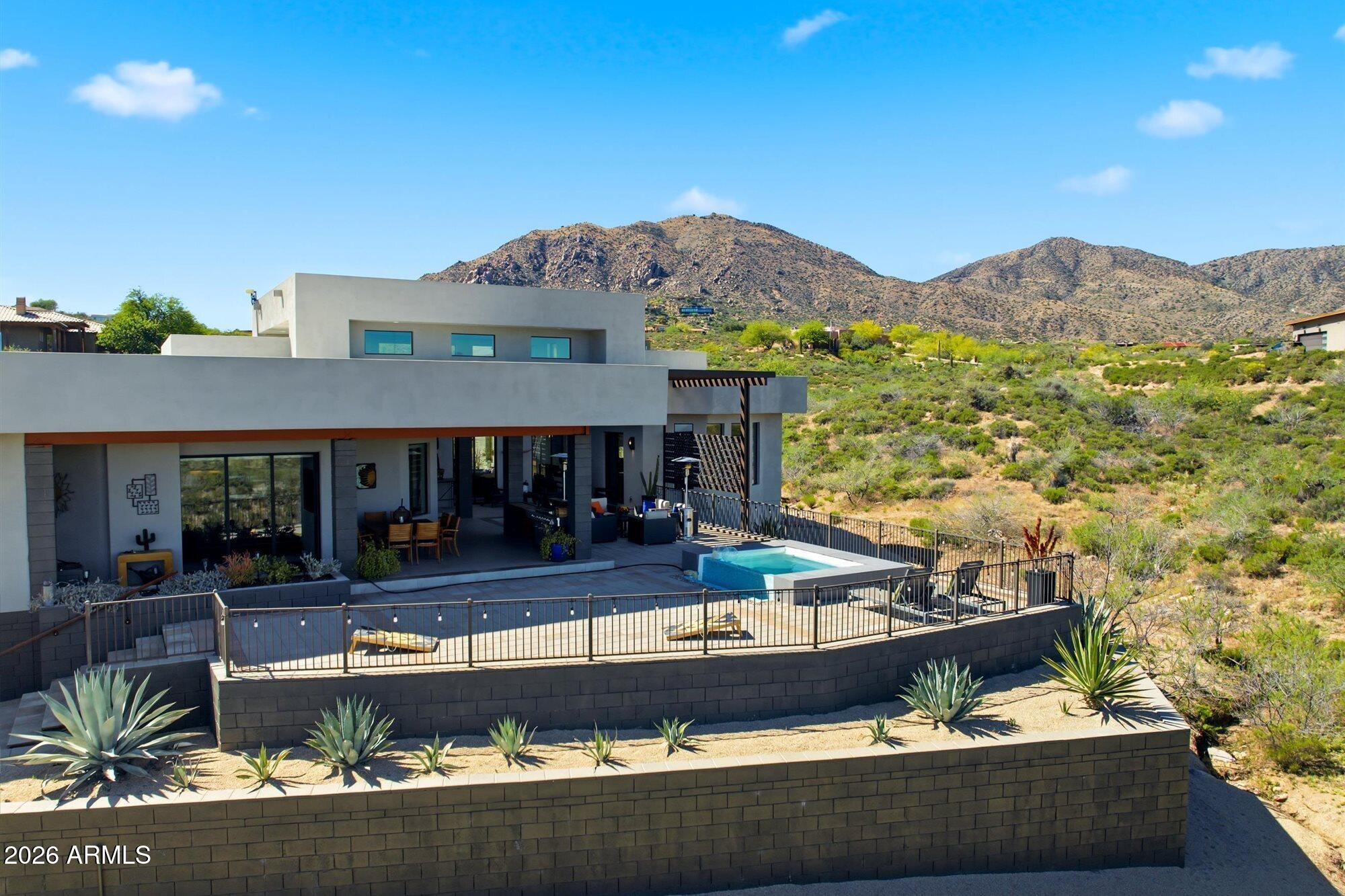 42439 N DEER TRAIL Road