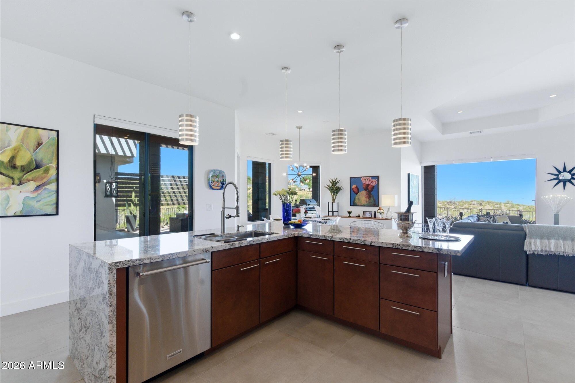 42439 N DEER TRAIL Road