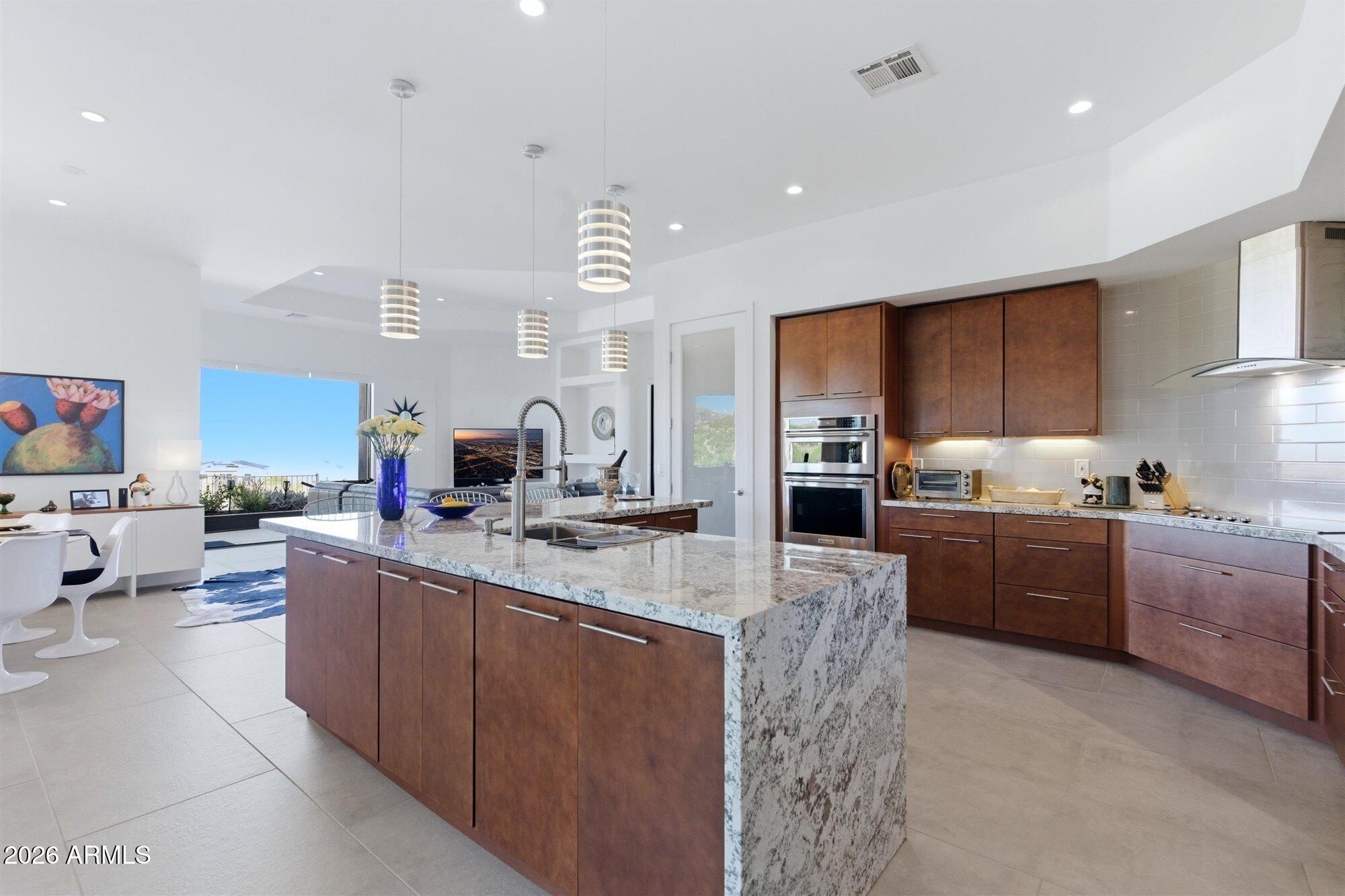 42439 N DEER TRAIL Road