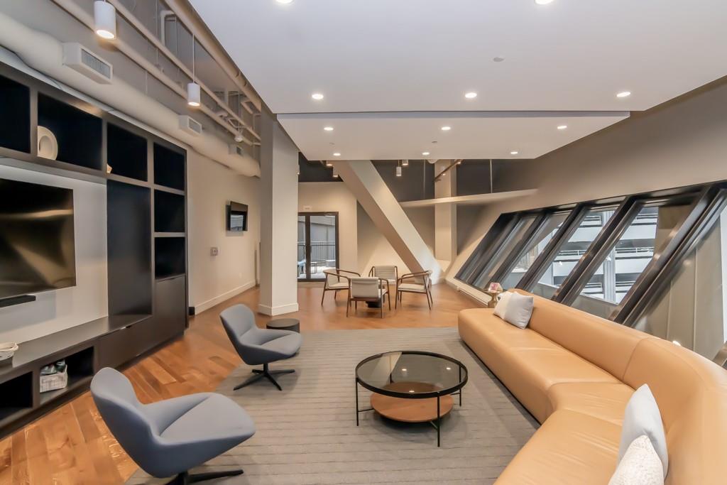 1101 Walnut Street