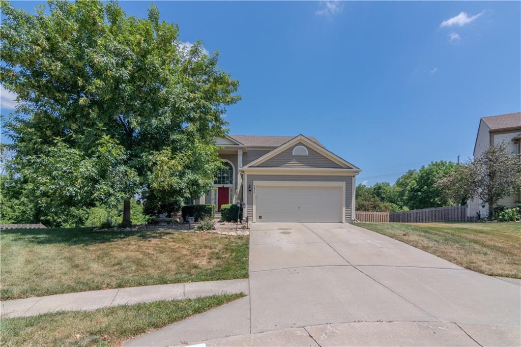 7911 N POPLAR Court