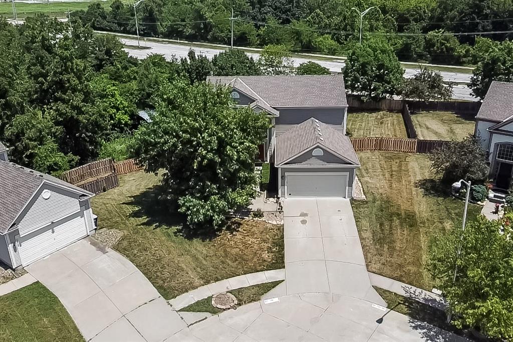 7911 N POPLAR Court