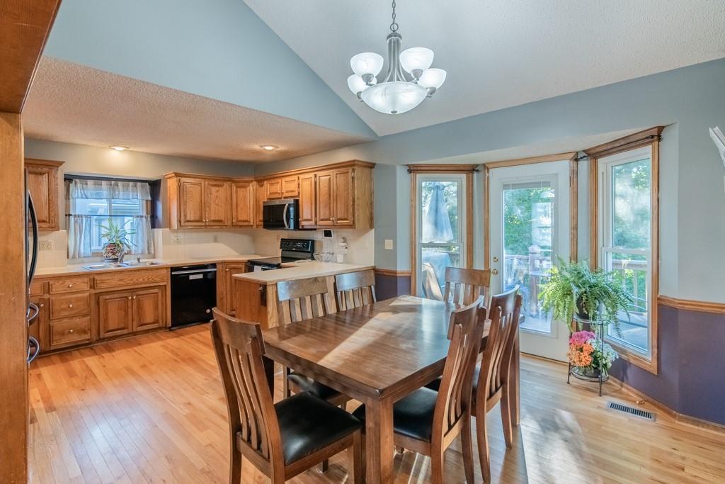 2520 N 109TH Terrace