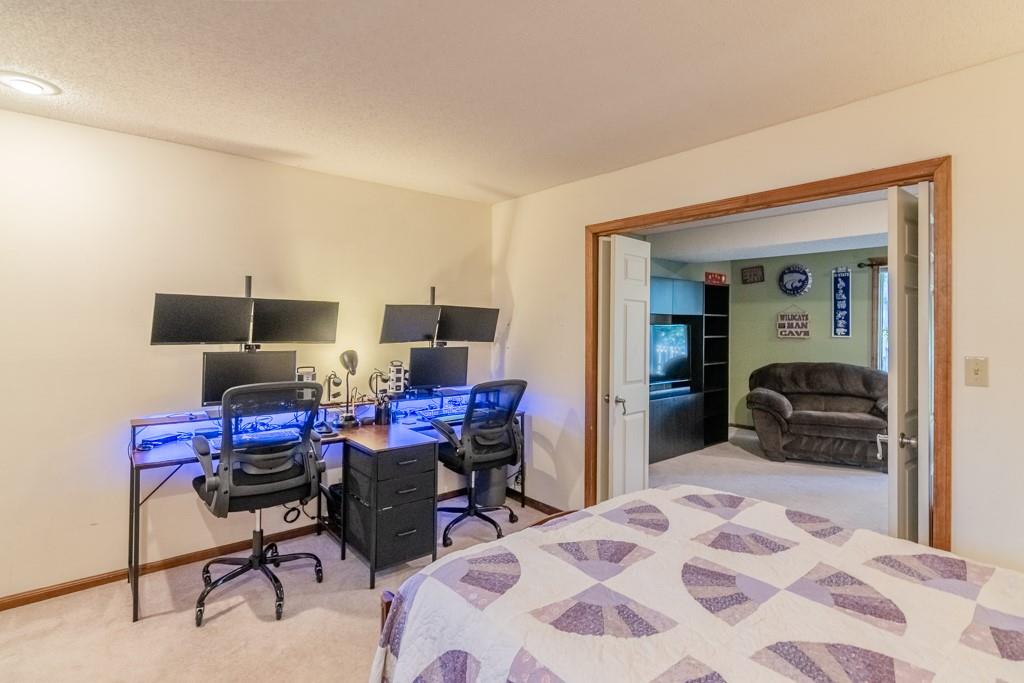 2520 N 109TH Terrace