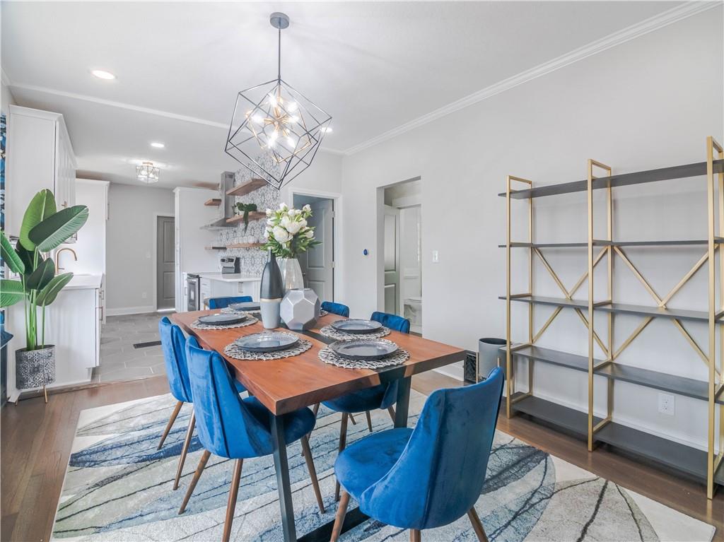 700 E 43rd Street