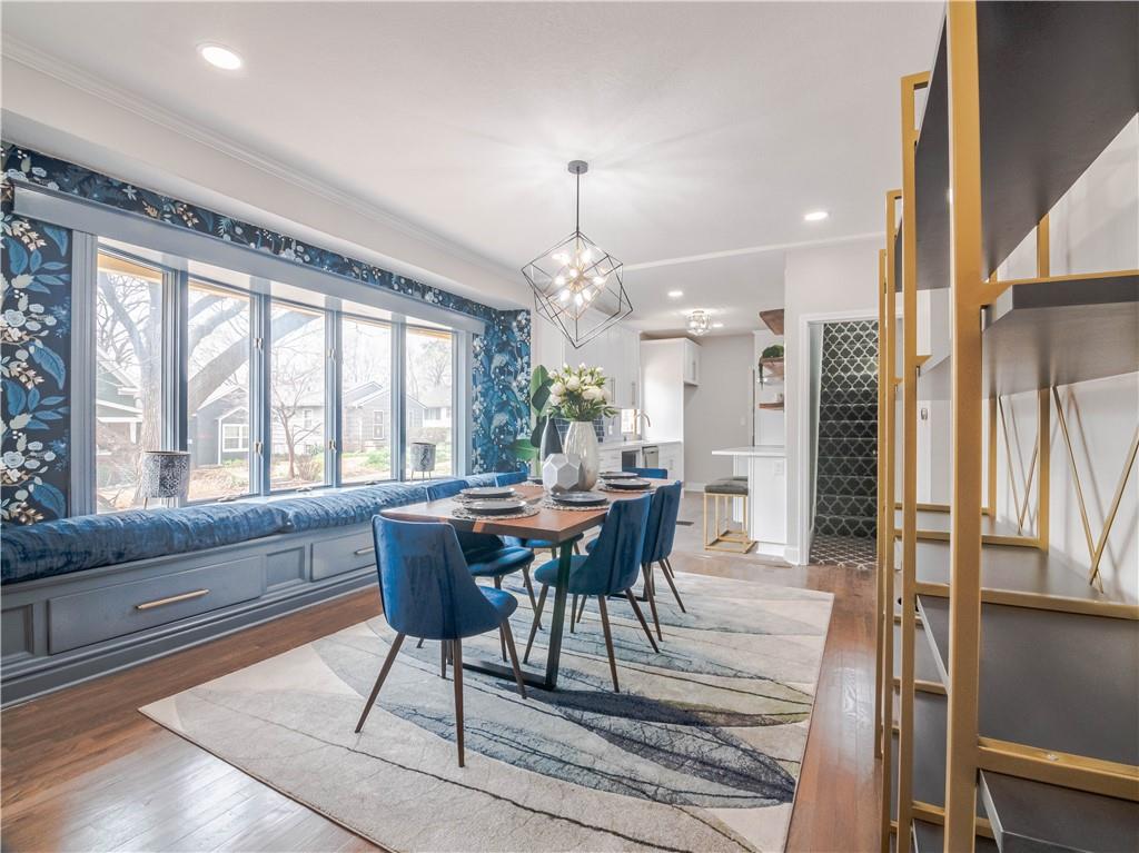 700 E 43rd Street