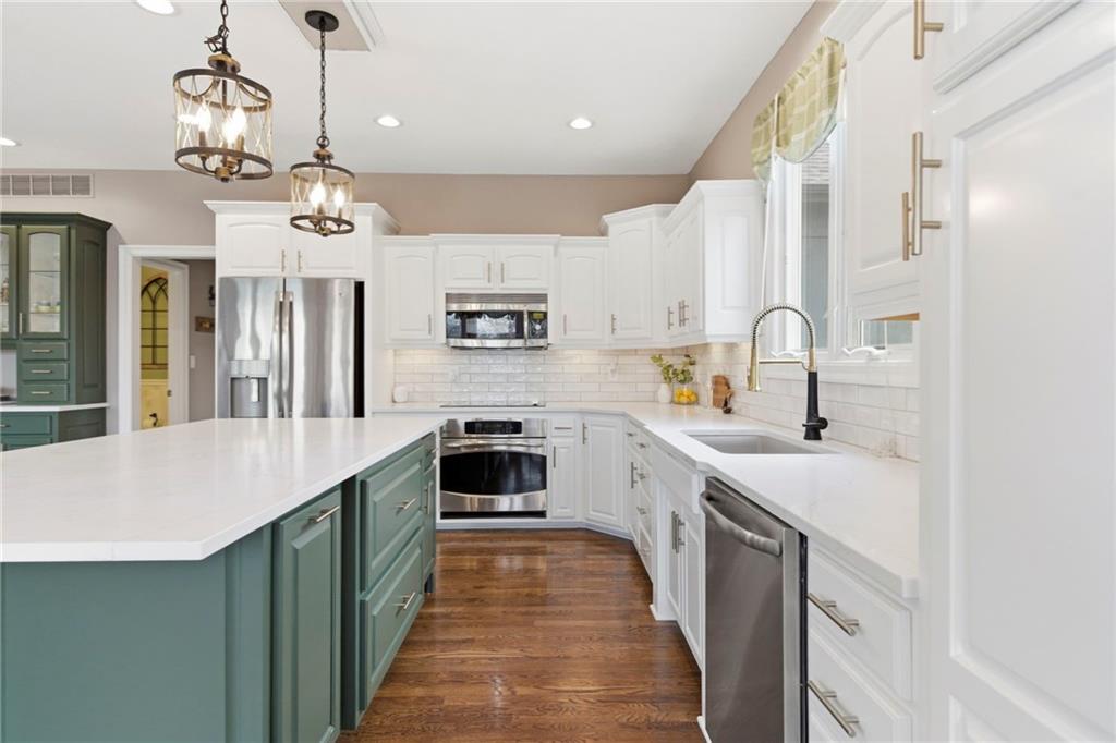 4138 Independence Boulevard