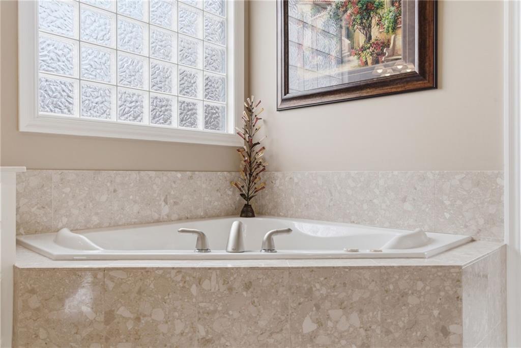 4138 Independence Boulevard