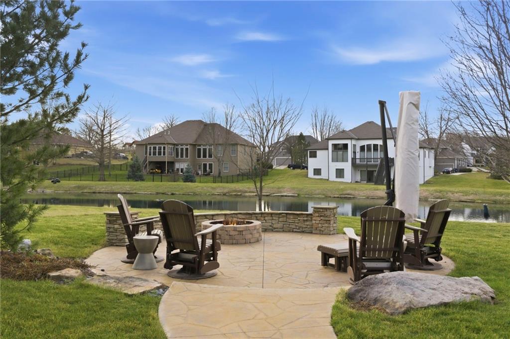 3112 N 127th Terrace